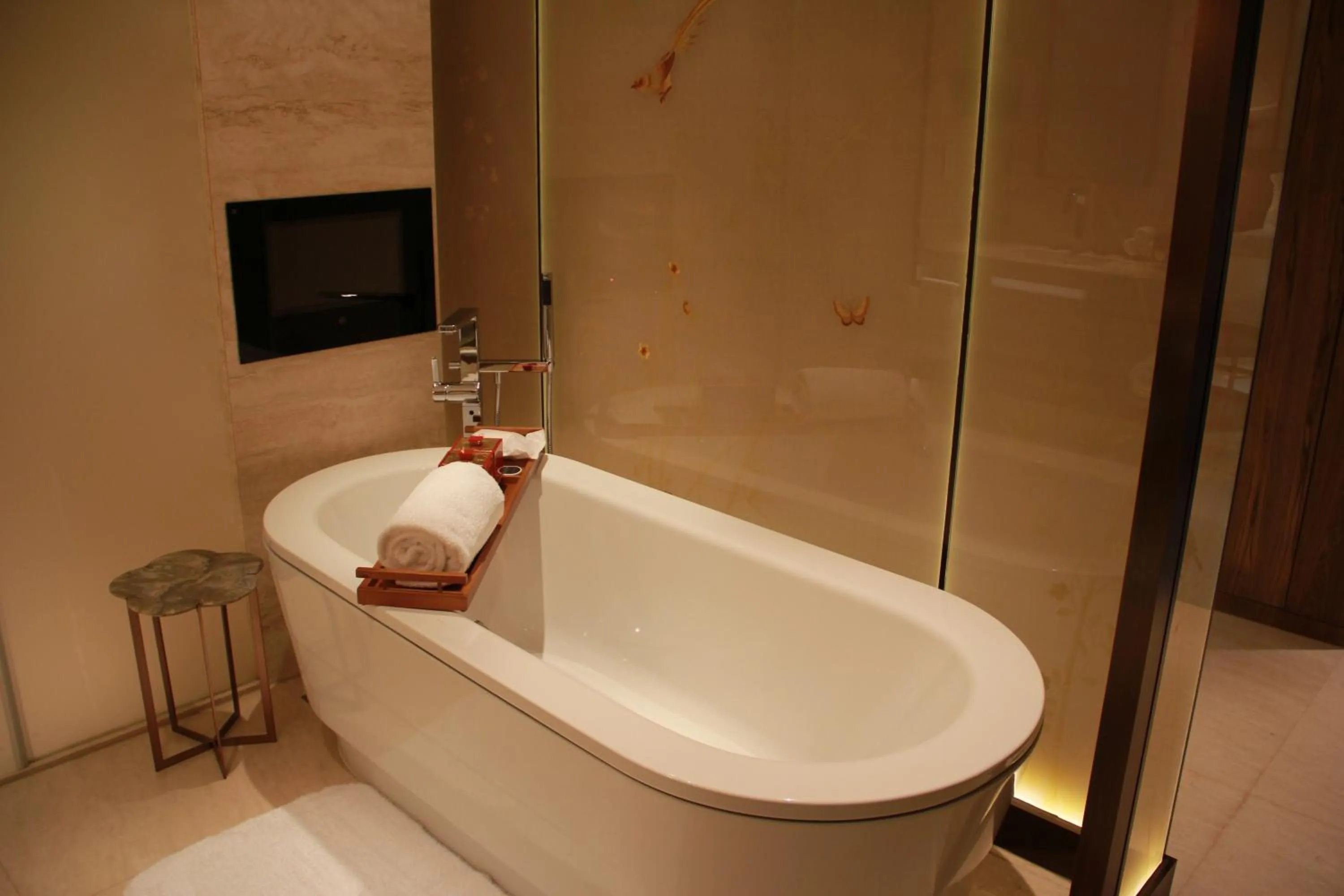 Toilet in HUALUXE Shanghai Twelve At Hengshan