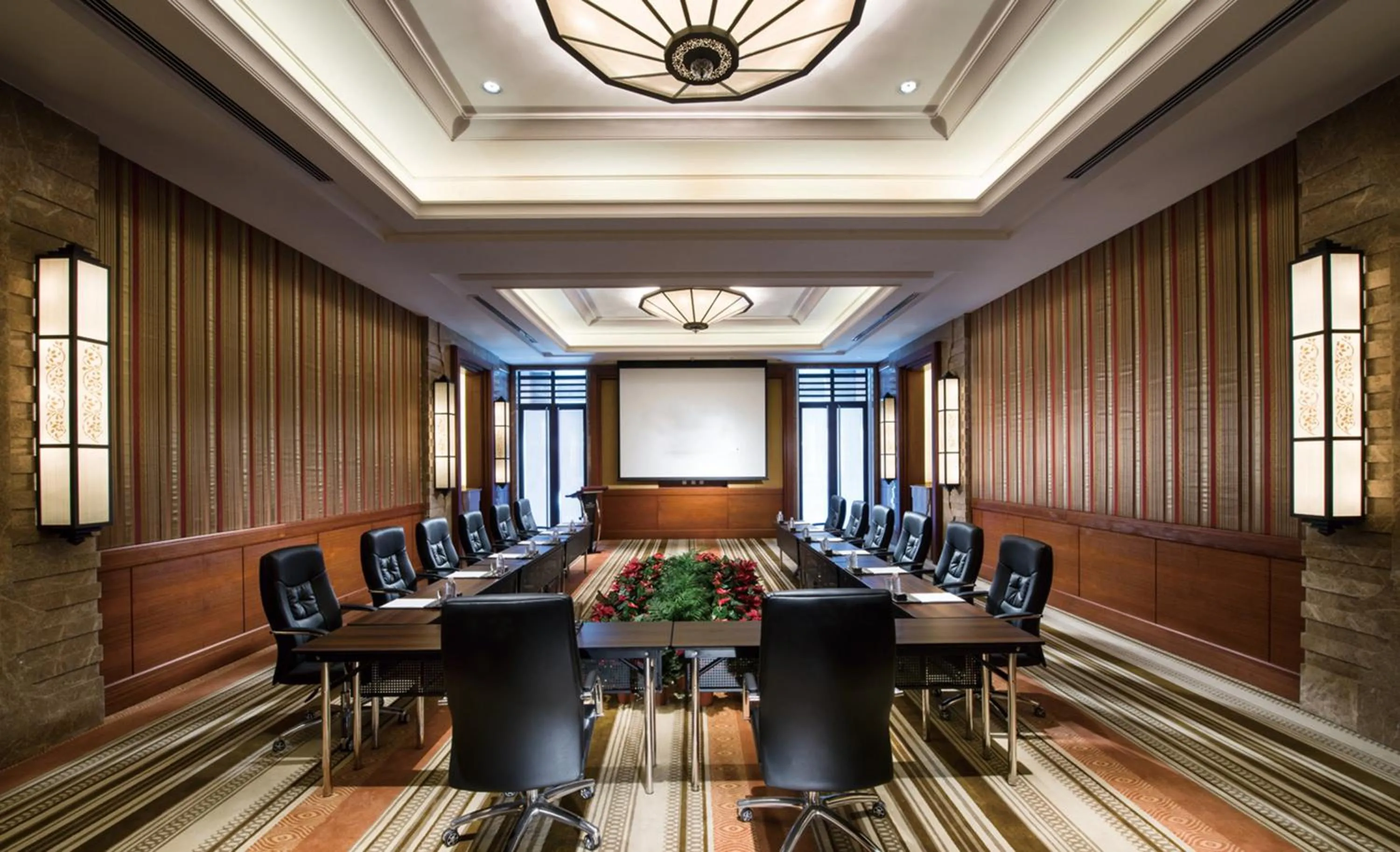 Meeting/conference room in InterContinental Xishuangbanna Resort by IHG