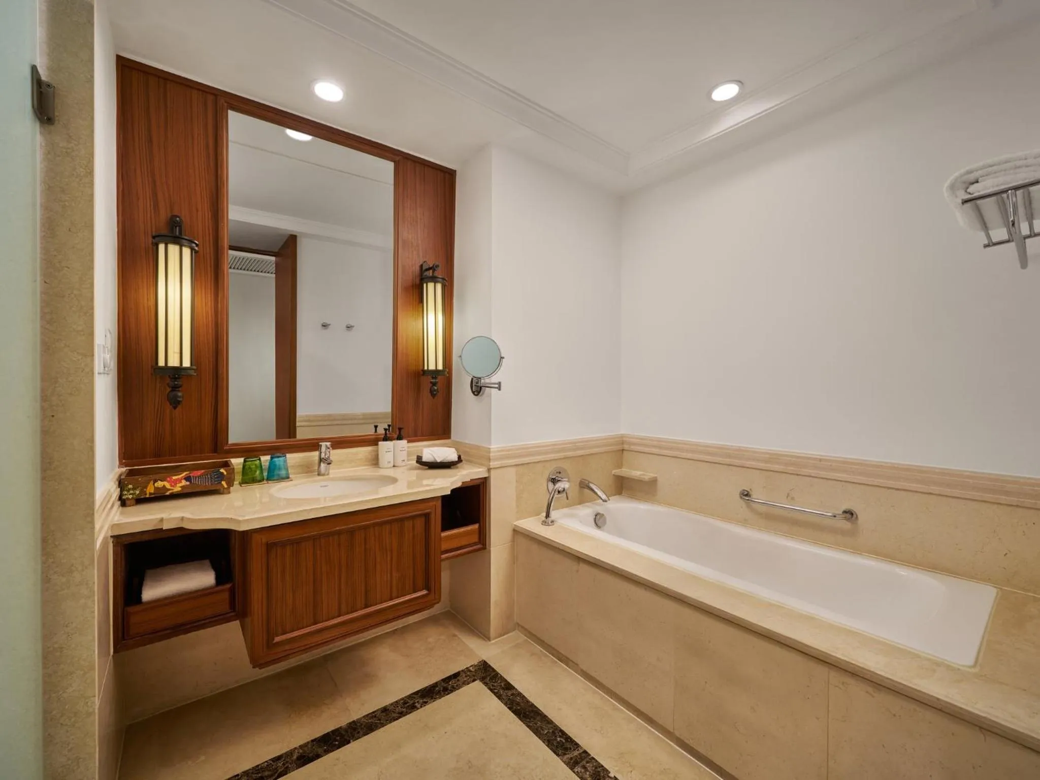 Photo of the whole room in InterContinental Xishuangbanna Resort by IHG