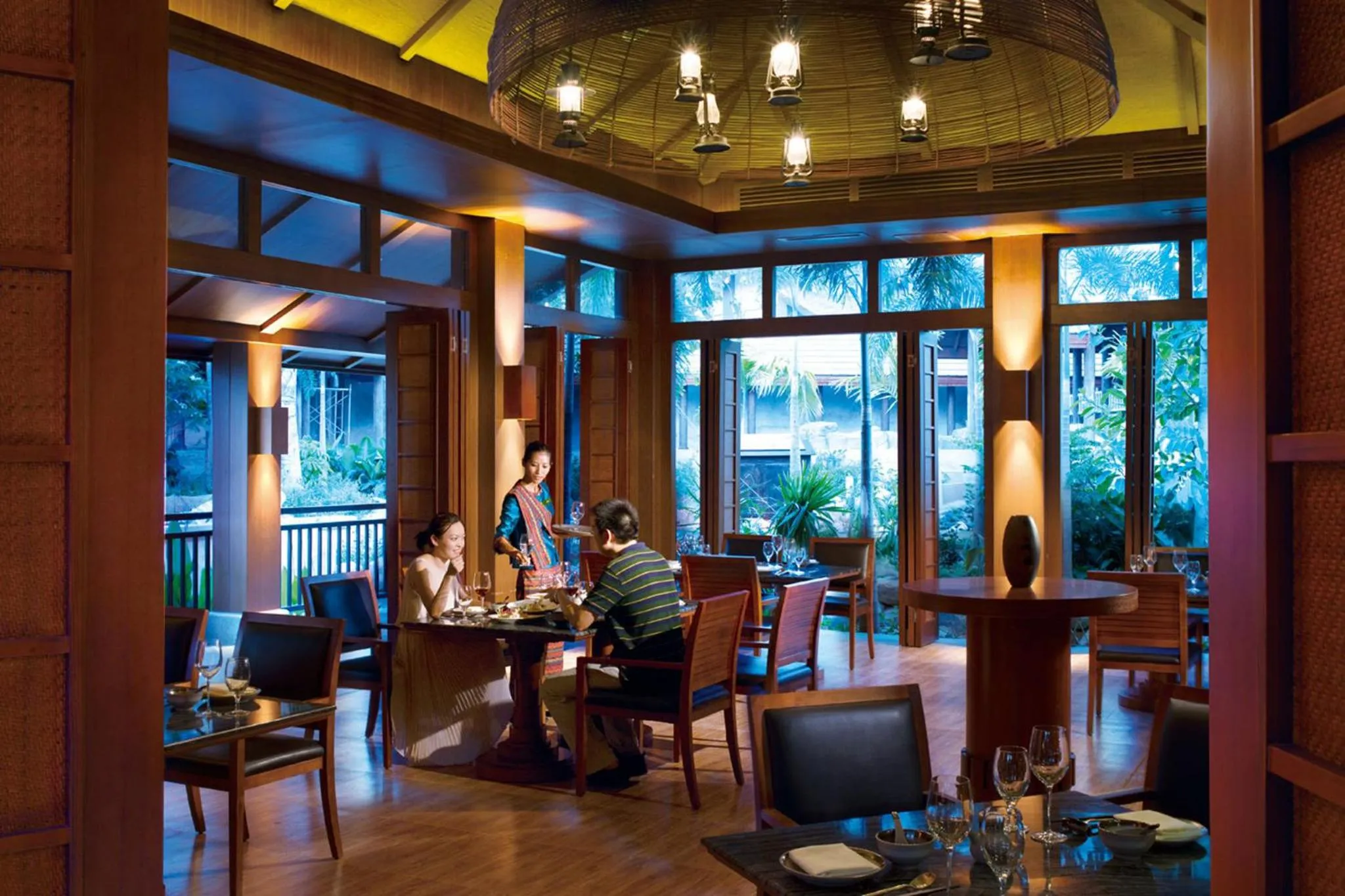 Restaurant/places to eat in InterContinental Xishuangbanna Resort by IHG