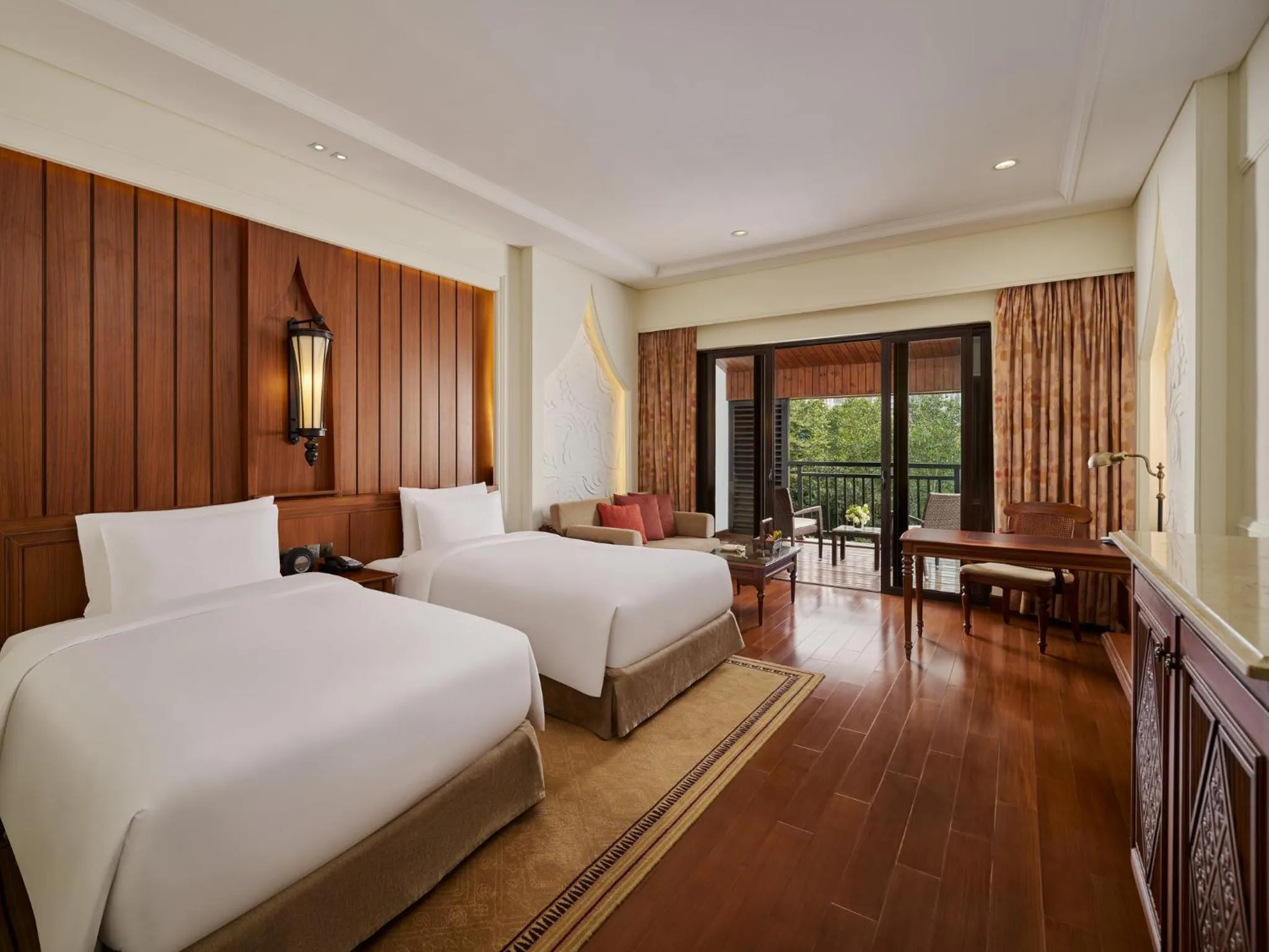 Photo of the whole room, Bed in InterContinental Xishuangbanna Resort by IHG