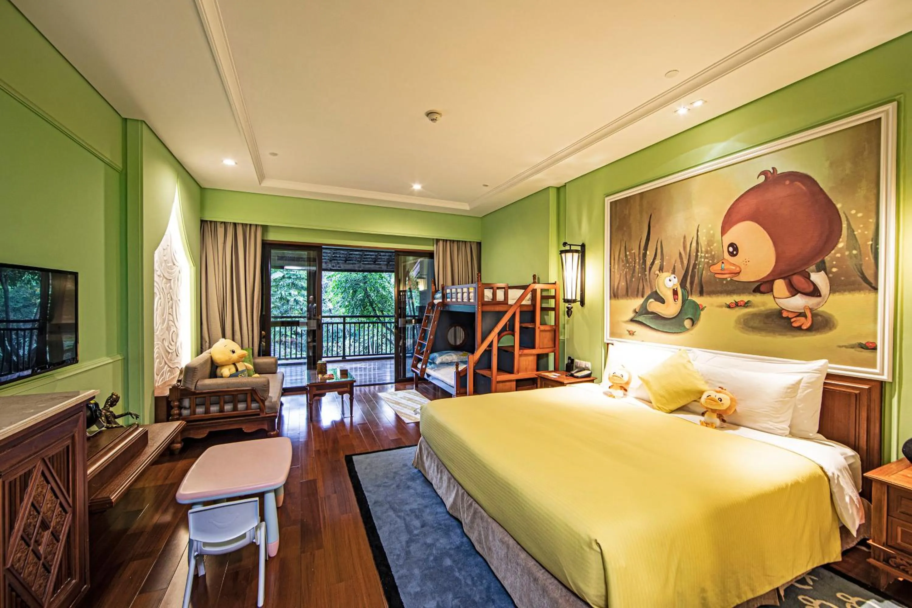 Bed in InterContinental Xishuangbanna Resort by IHG