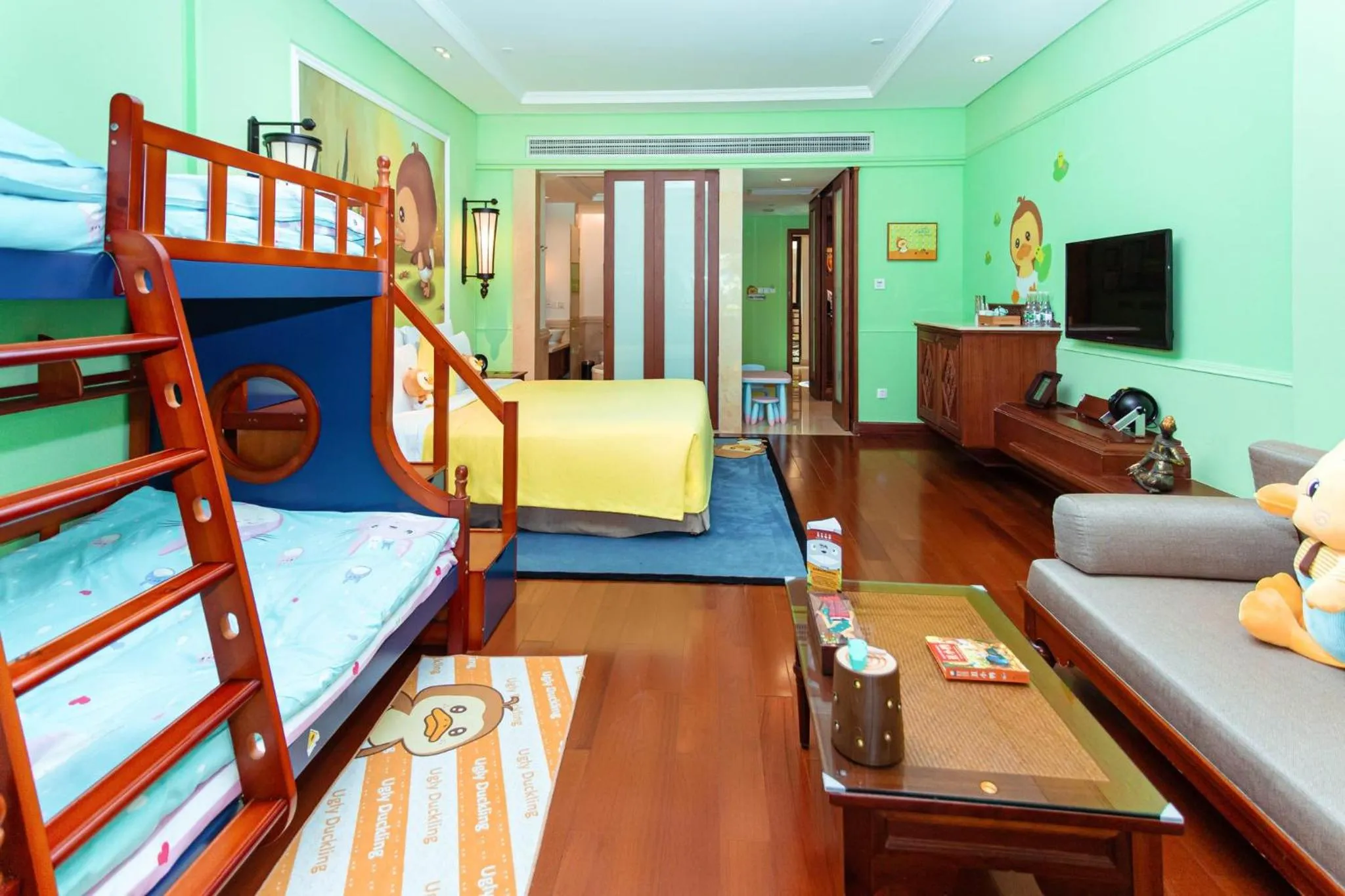 Photo of the whole room, Bed in InterContinental Xishuangbanna Resort by IHG