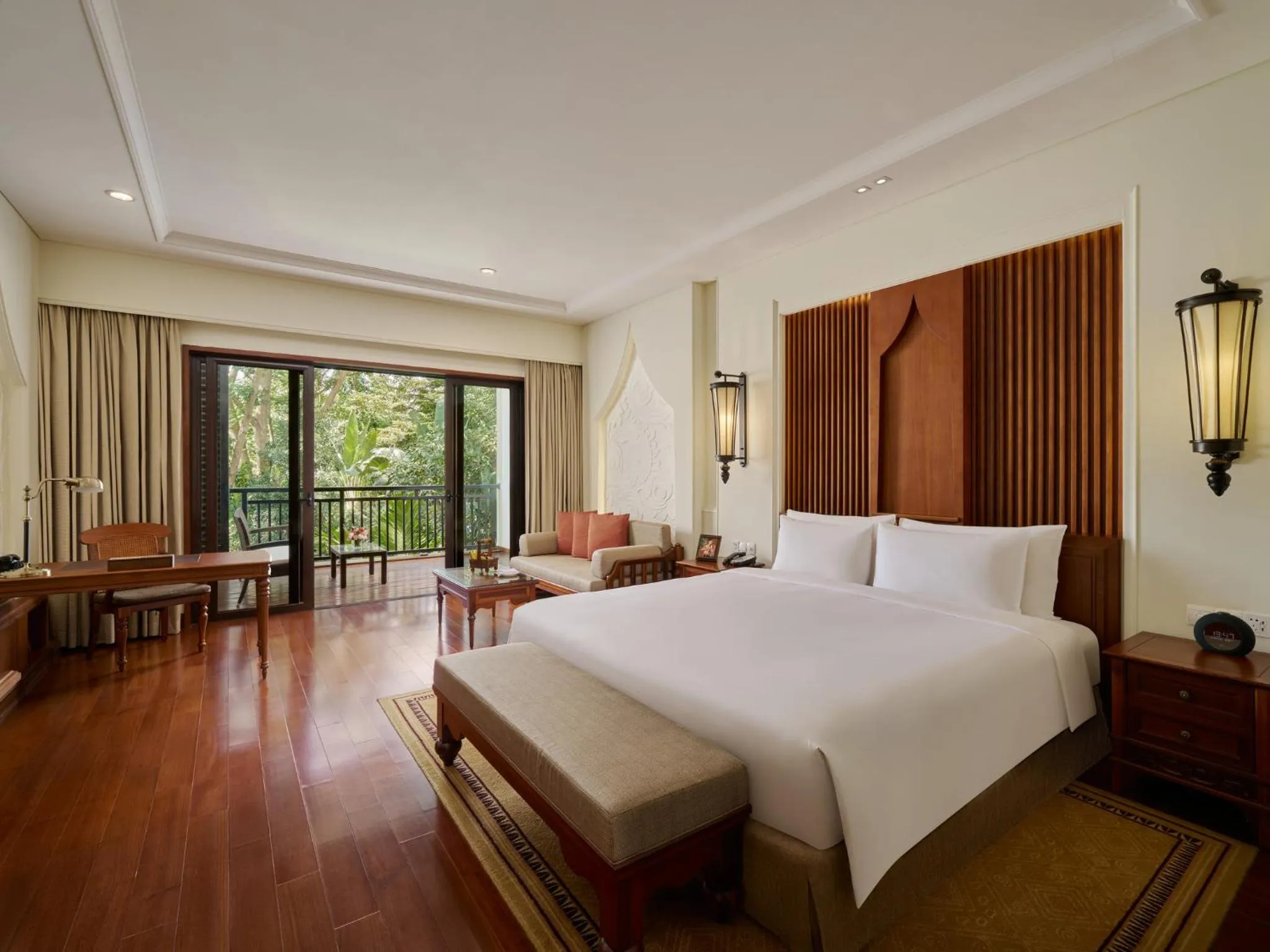Photo of the whole room, Bed in InterContinental Xishuangbanna Resort by IHG