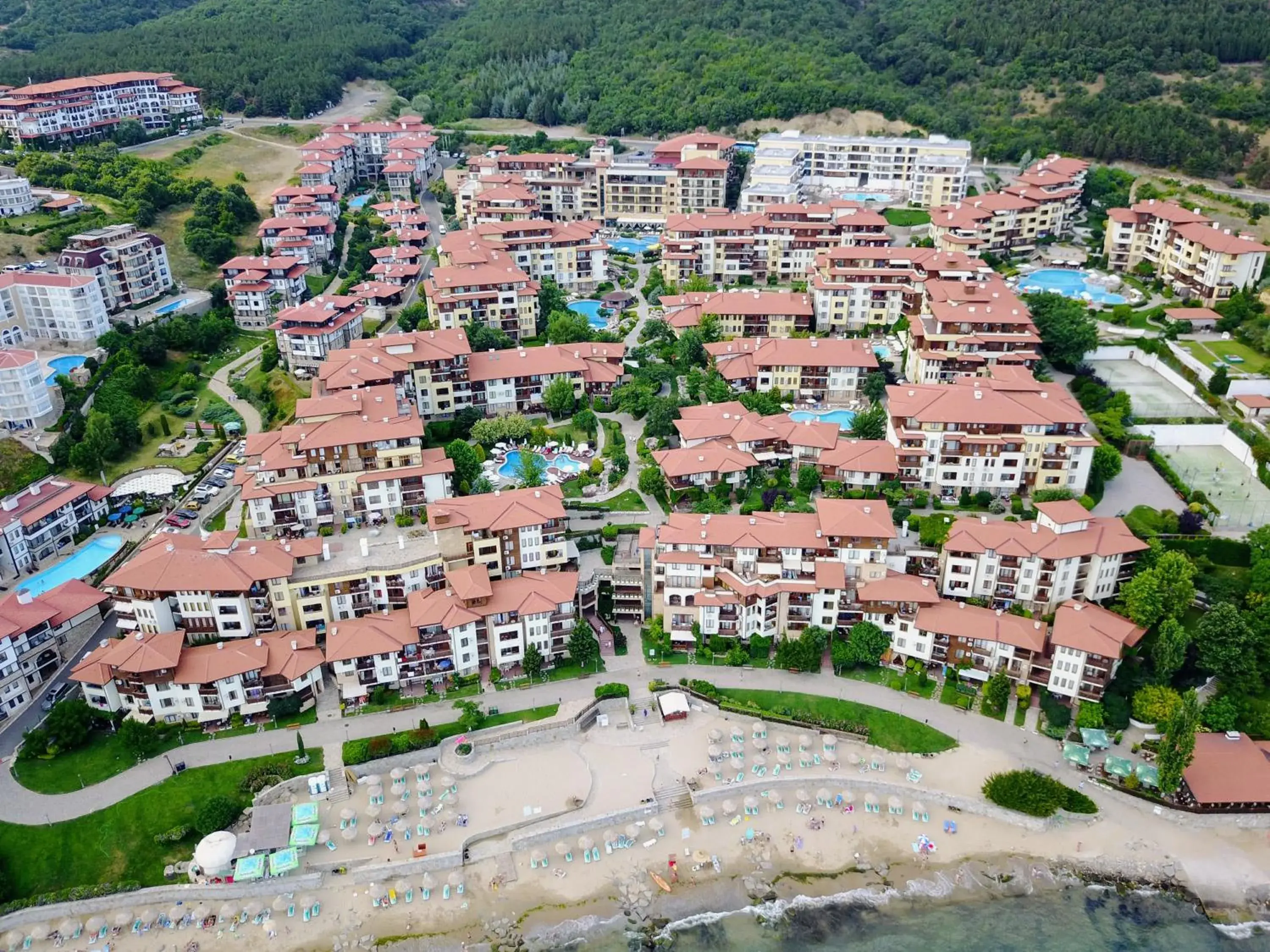 Bird's eye view in Garden of Eden Complex Bird's eye view in Garden of Eden Complex