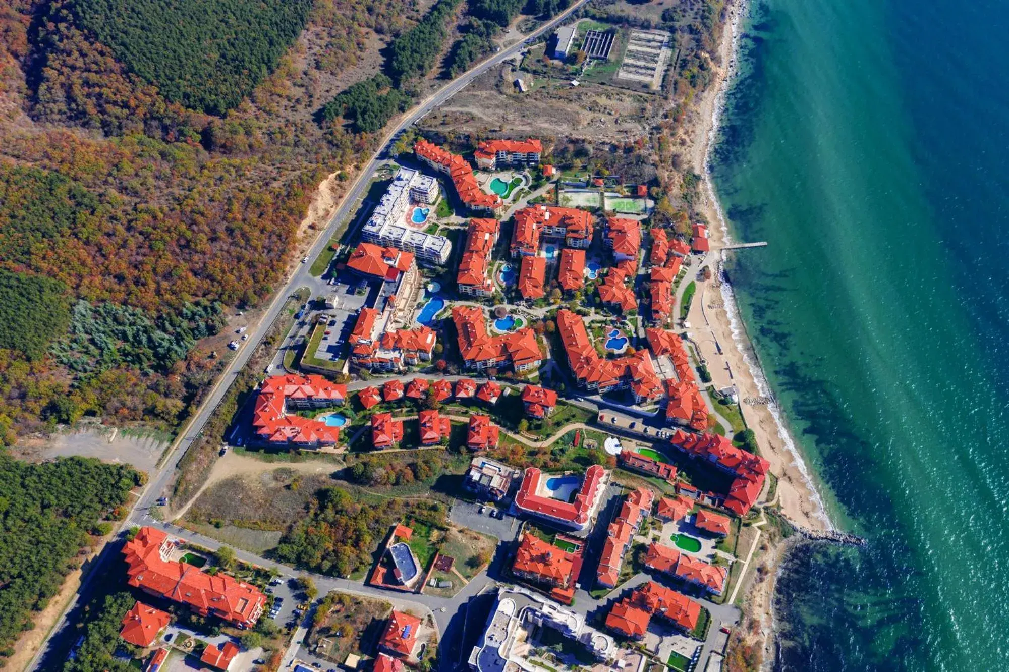 Bird's eye view in Garden of Eden Complex Bird's eye view in Garden of Eden Complex