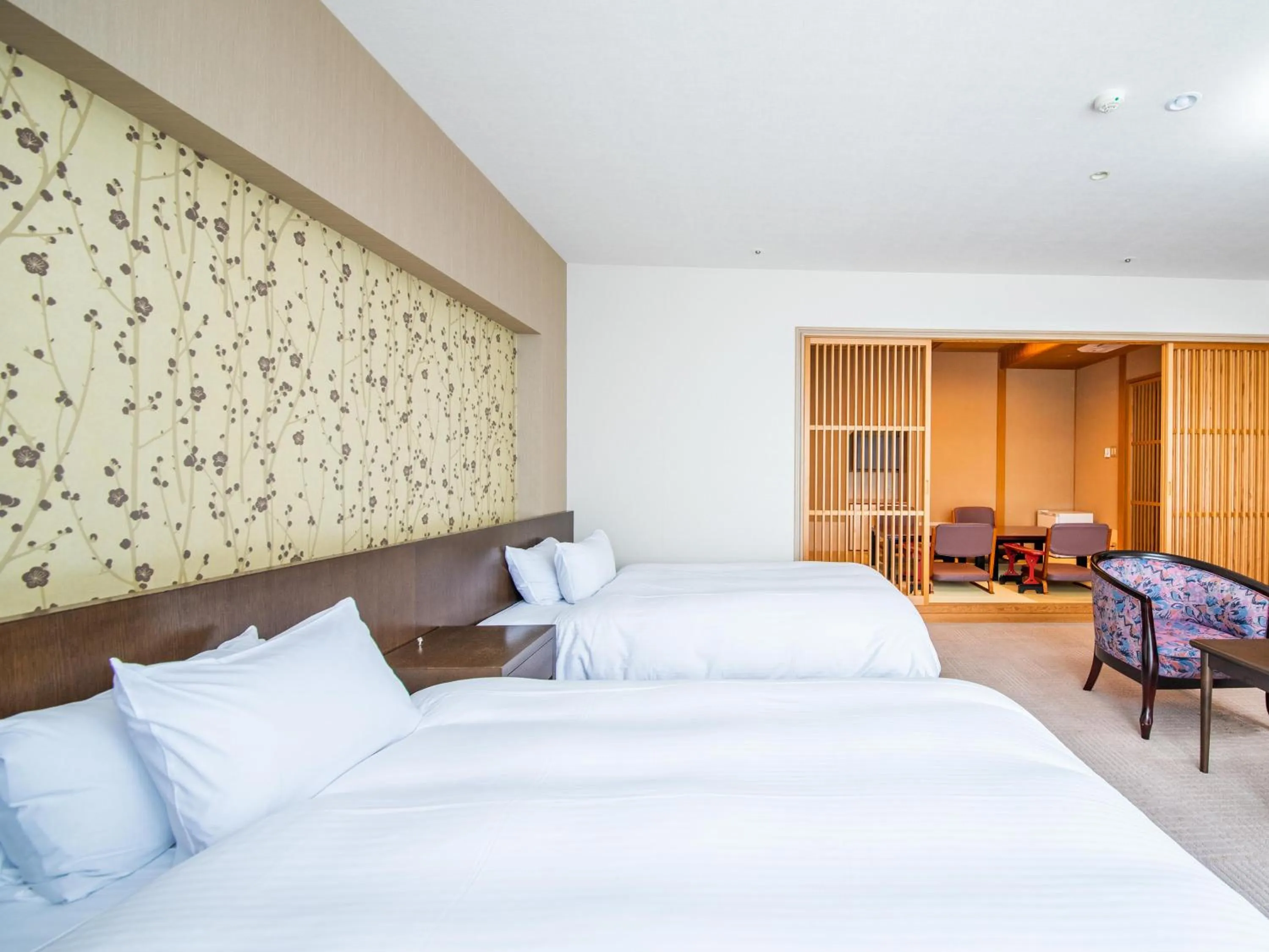 Yamashiro Onsen Miyabi no Yado Kaga Hyakumangoku