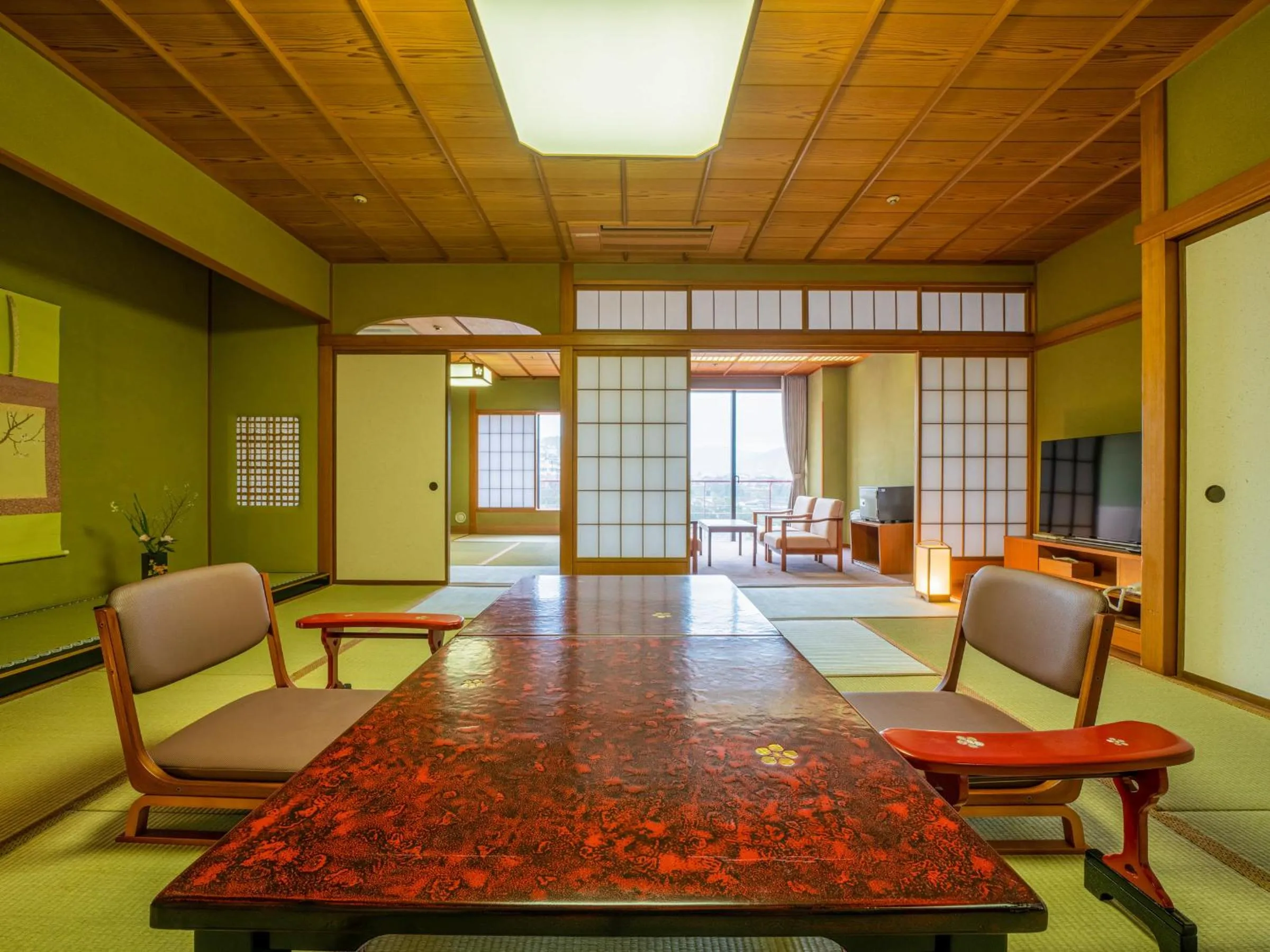 Yamashiro Onsen Miyabi no Yado Kaga Hyakumangoku