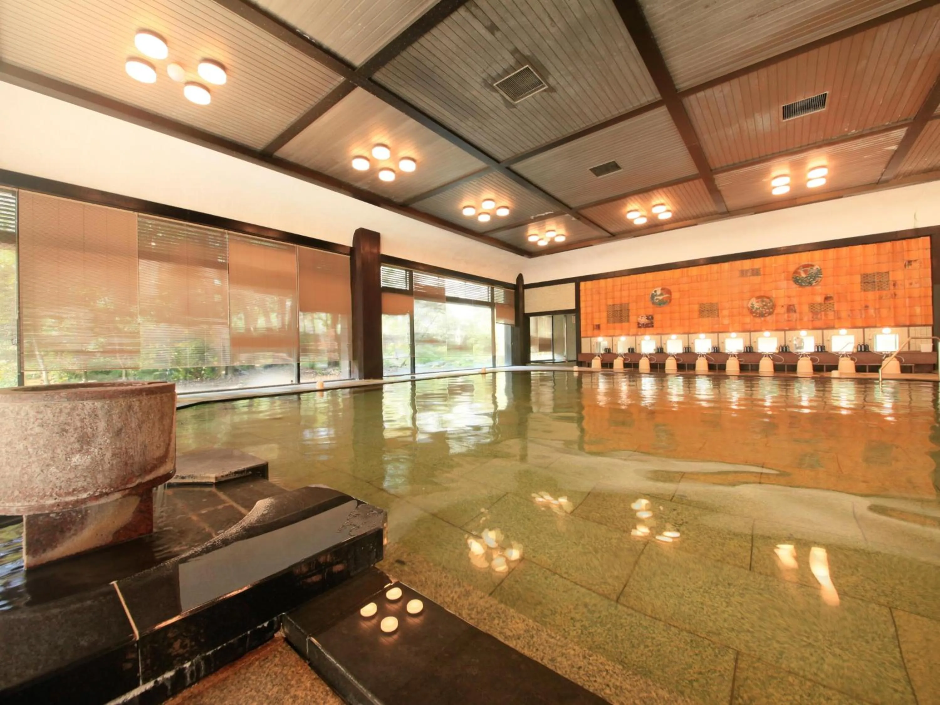 Yamashiro Onsen Miyabi no Yado Kaga Hyakumangoku