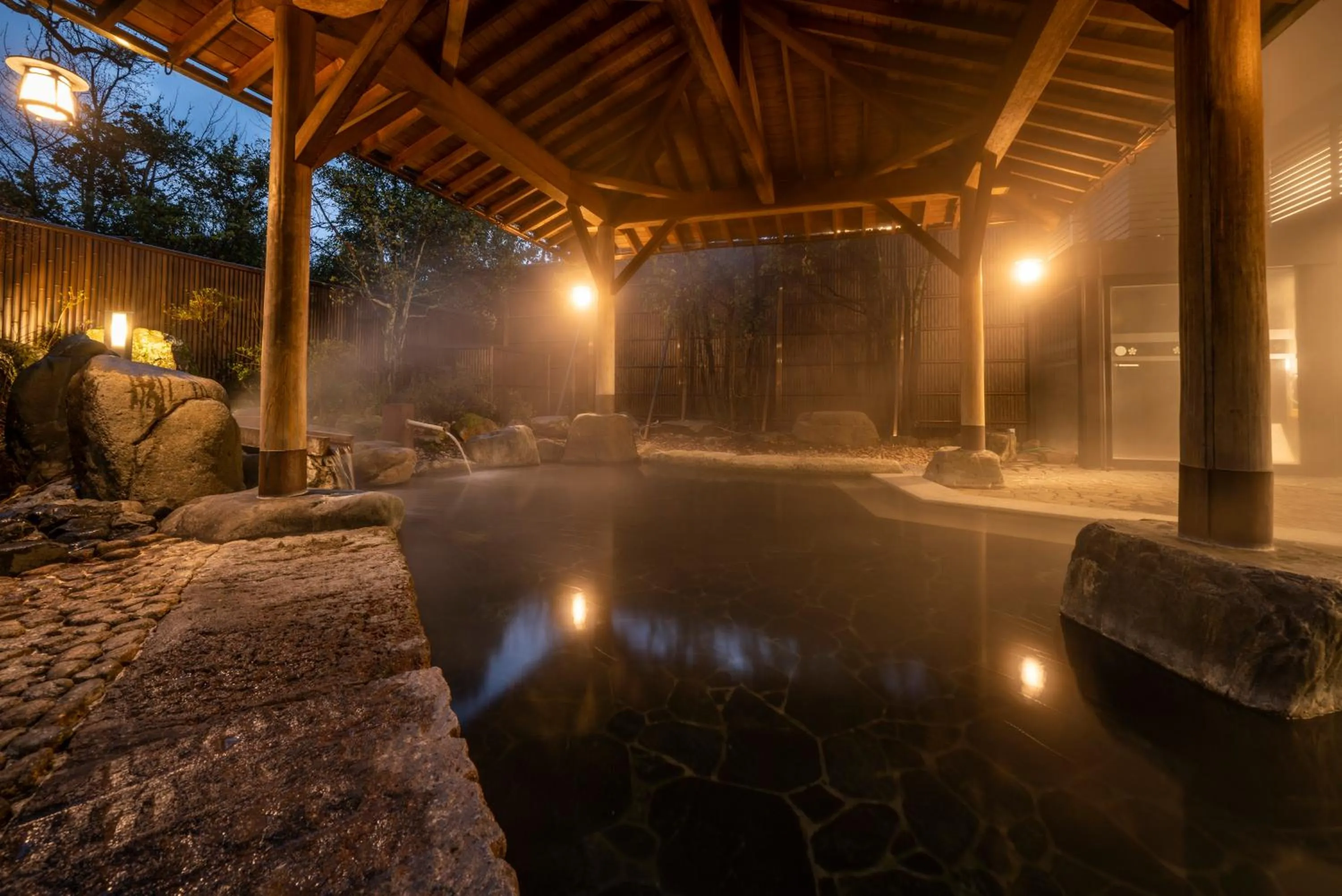 Hot Spring Bath in Yamashiro Onsen Miyabi no Yado Kaga Hyakumangoku