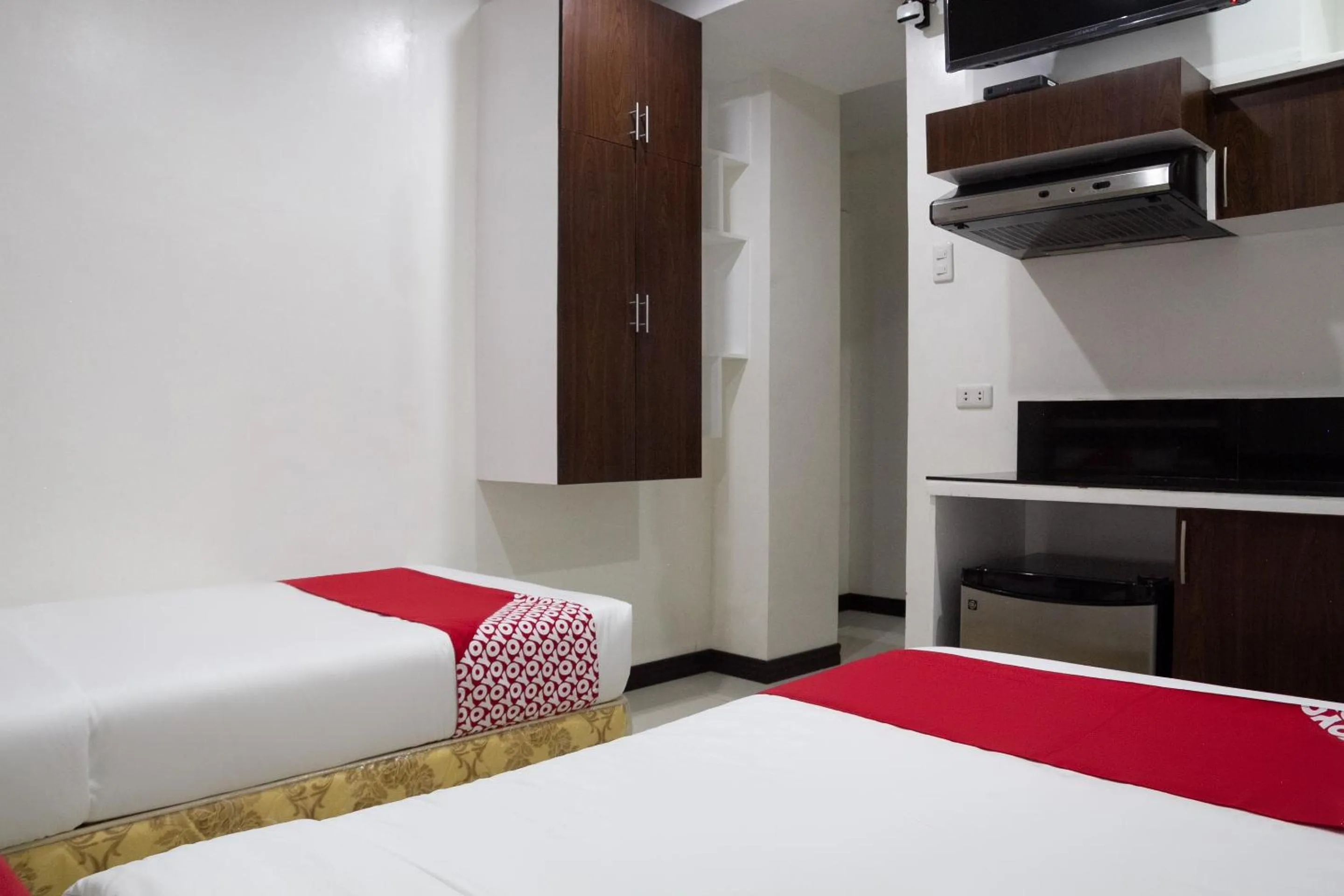 Bedroom in Circle-b Apartelle & Suites