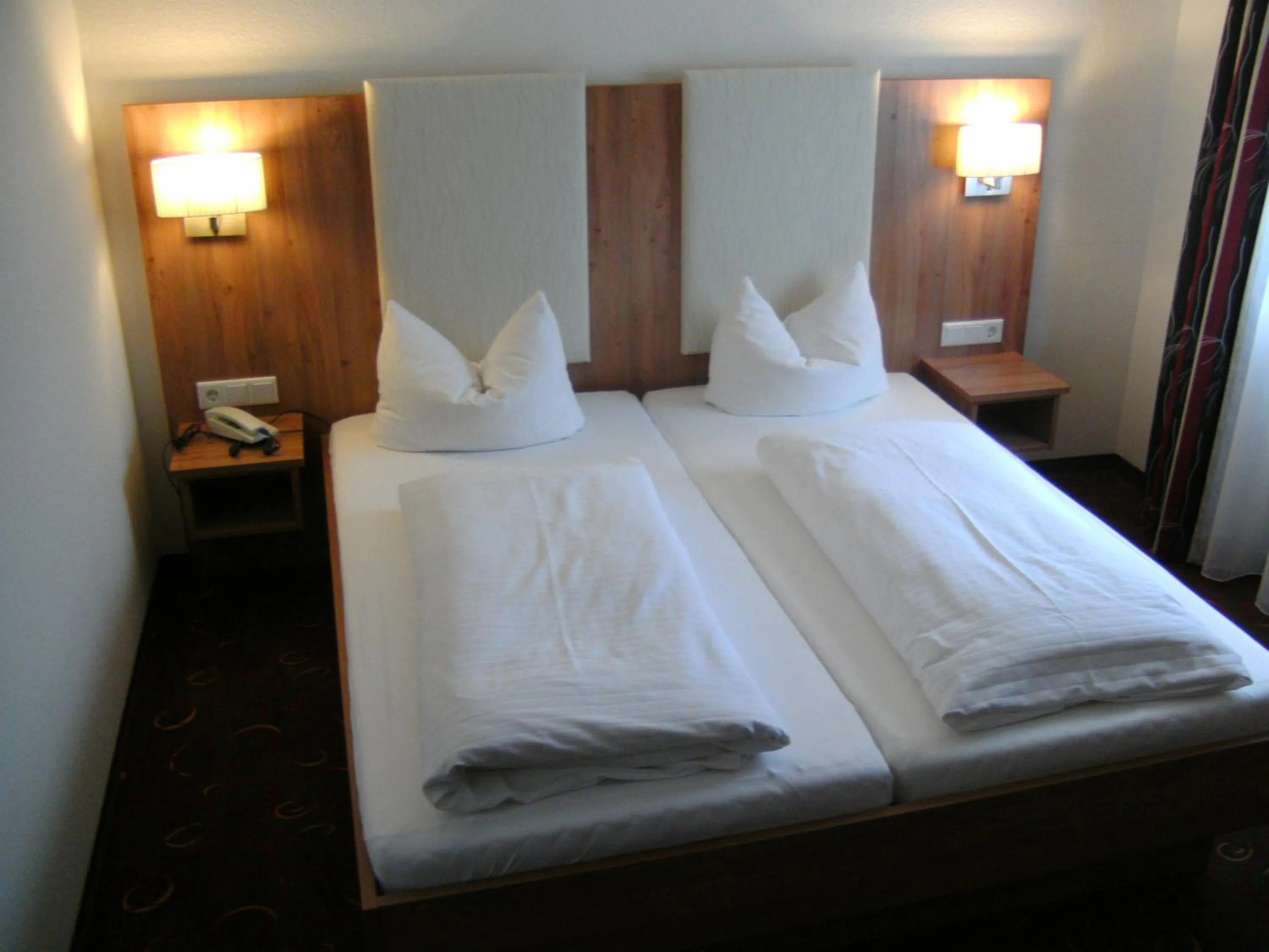 Photo of the whole room, Bed in Hotel garni Fuchs