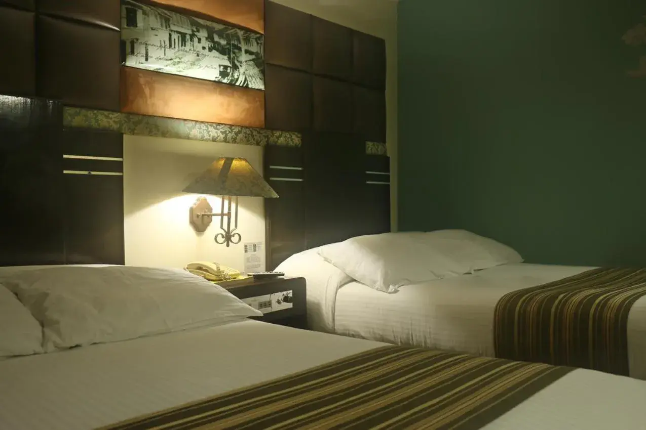 Deluxe Family Room in The Bellavista Hotel Deluxe Family Room in The Bellavista Hotel