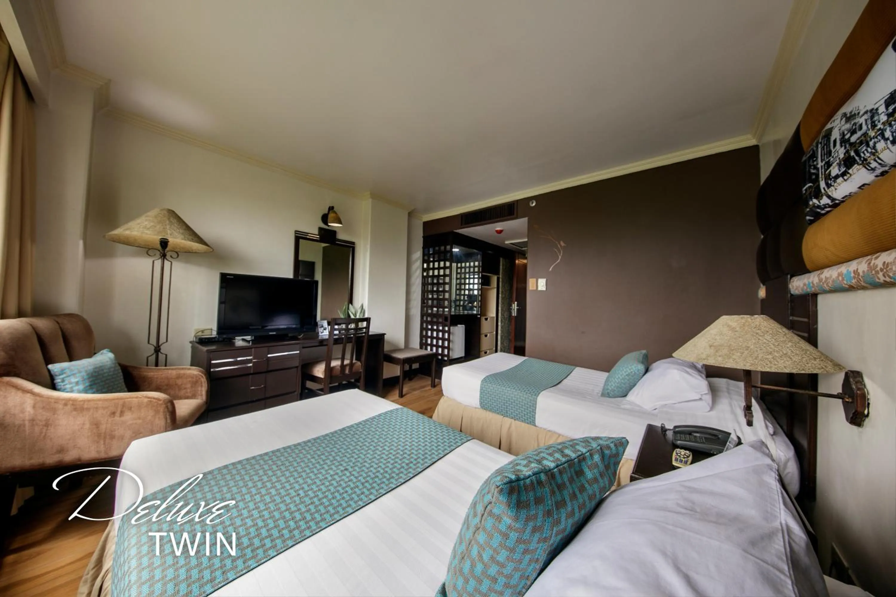 Photo of the whole room, Bed in The Bellavista Hotel