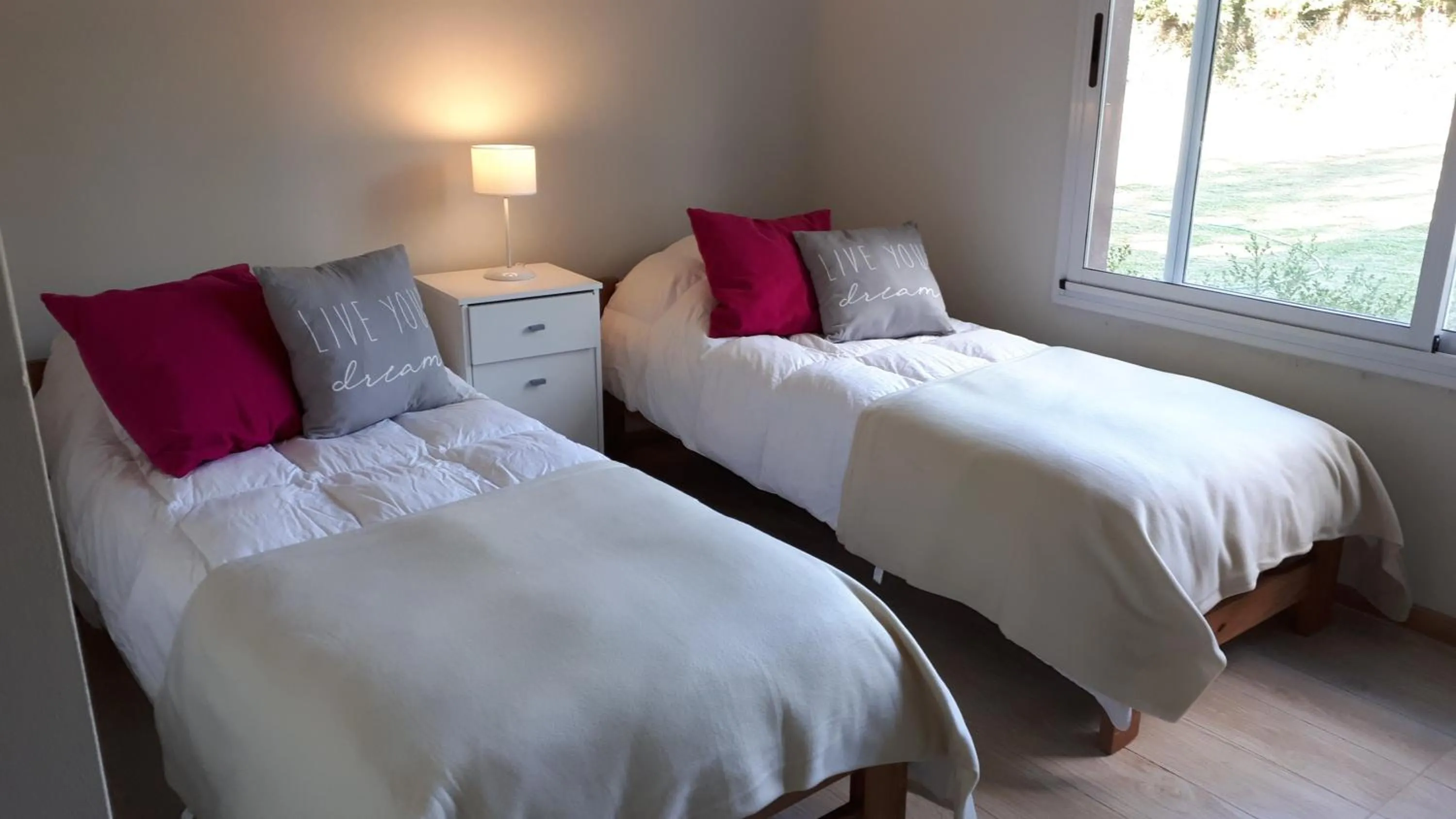 Bed in la casa de los pájaros