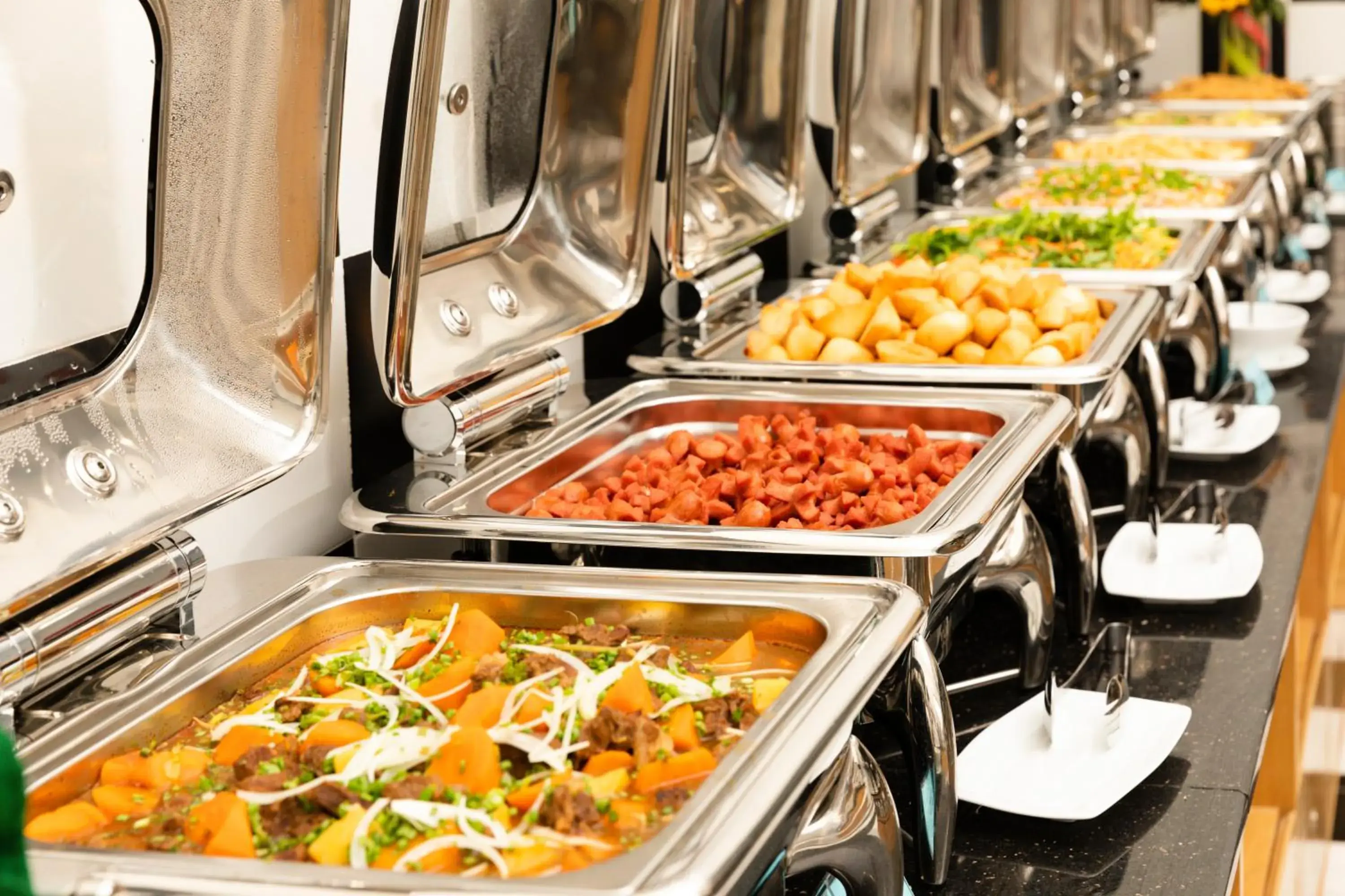 Food and drinks in Crown Hotel Nha Trang Food and drinks in Crown Hotel Nha Trang