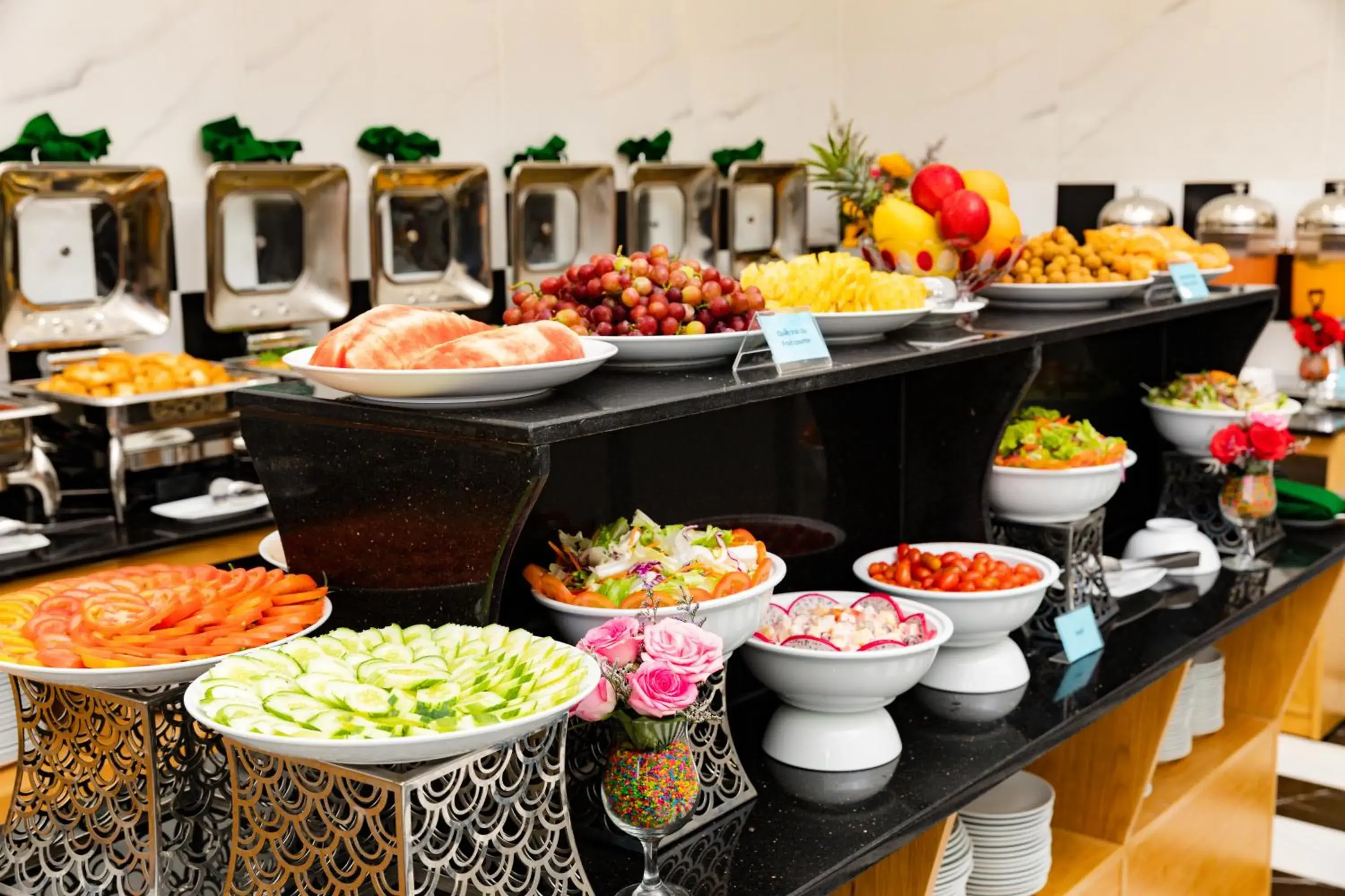 Food and drinks in Crown Hotel Nha Trang Food and drinks in Crown Hotel Nha Trang