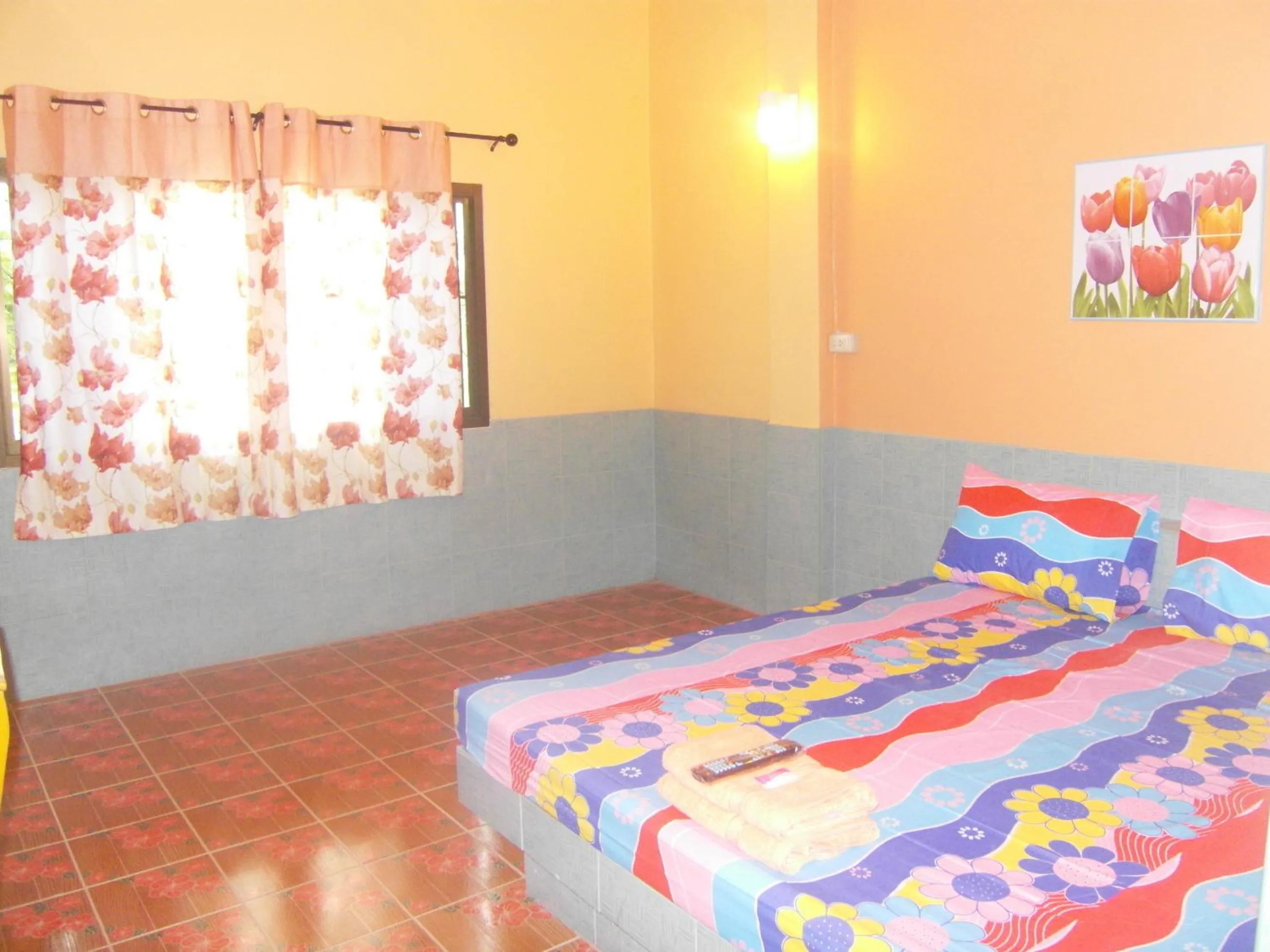 Bedroom, Bed in RuengsriSiri Guesthouse