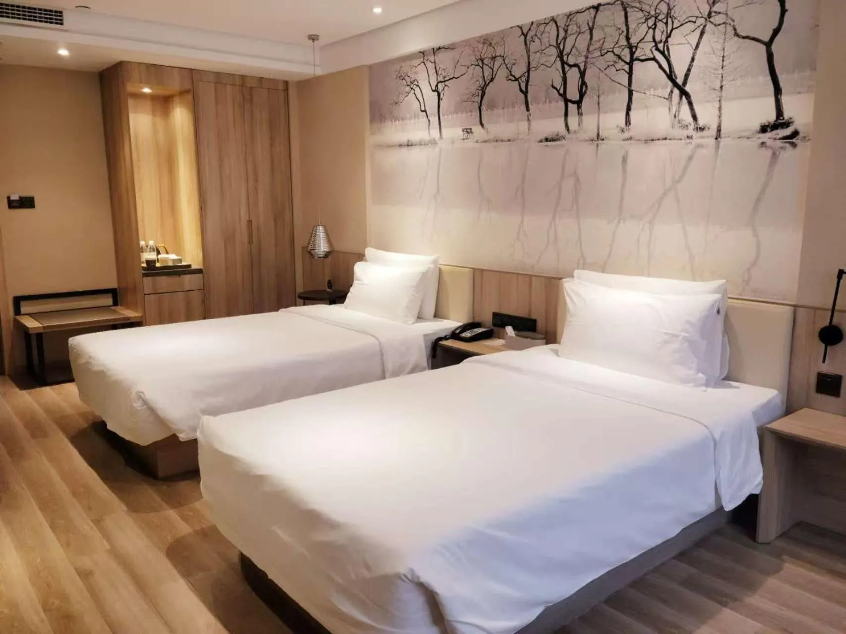 Bed in Atour Hotel Nanjing Sun Yat-sen Mausoleum Scenic Area Alfalfa Garden Subway Station