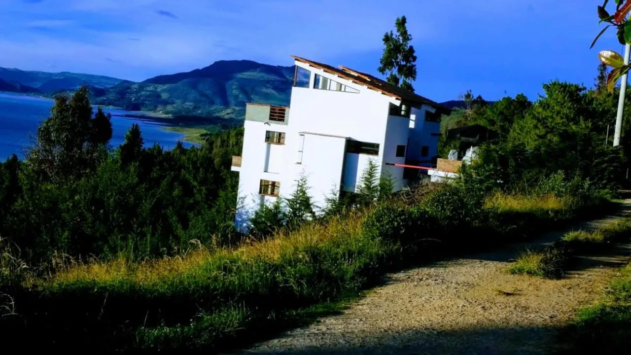Property building in Abadia de Tomine