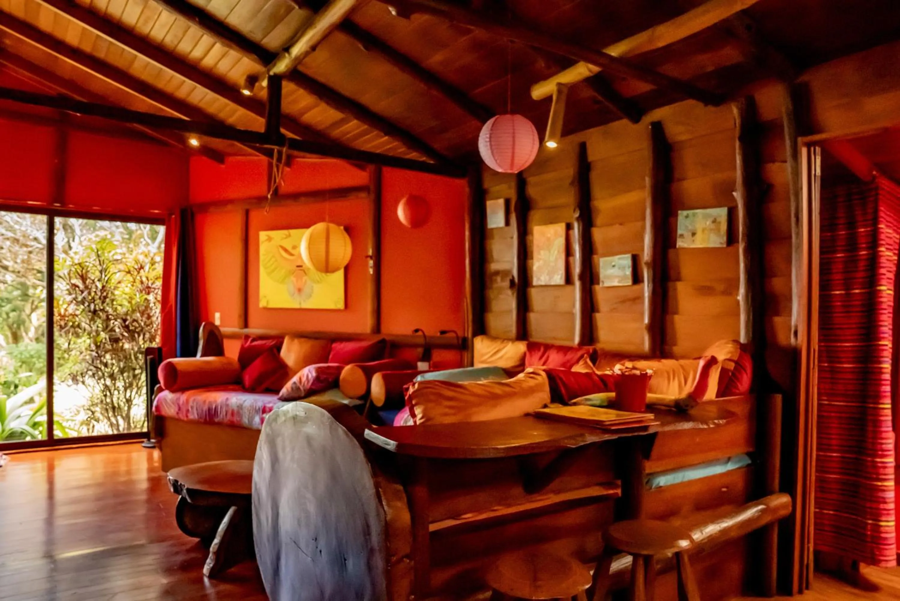 Living room in El Sol Monteverde
