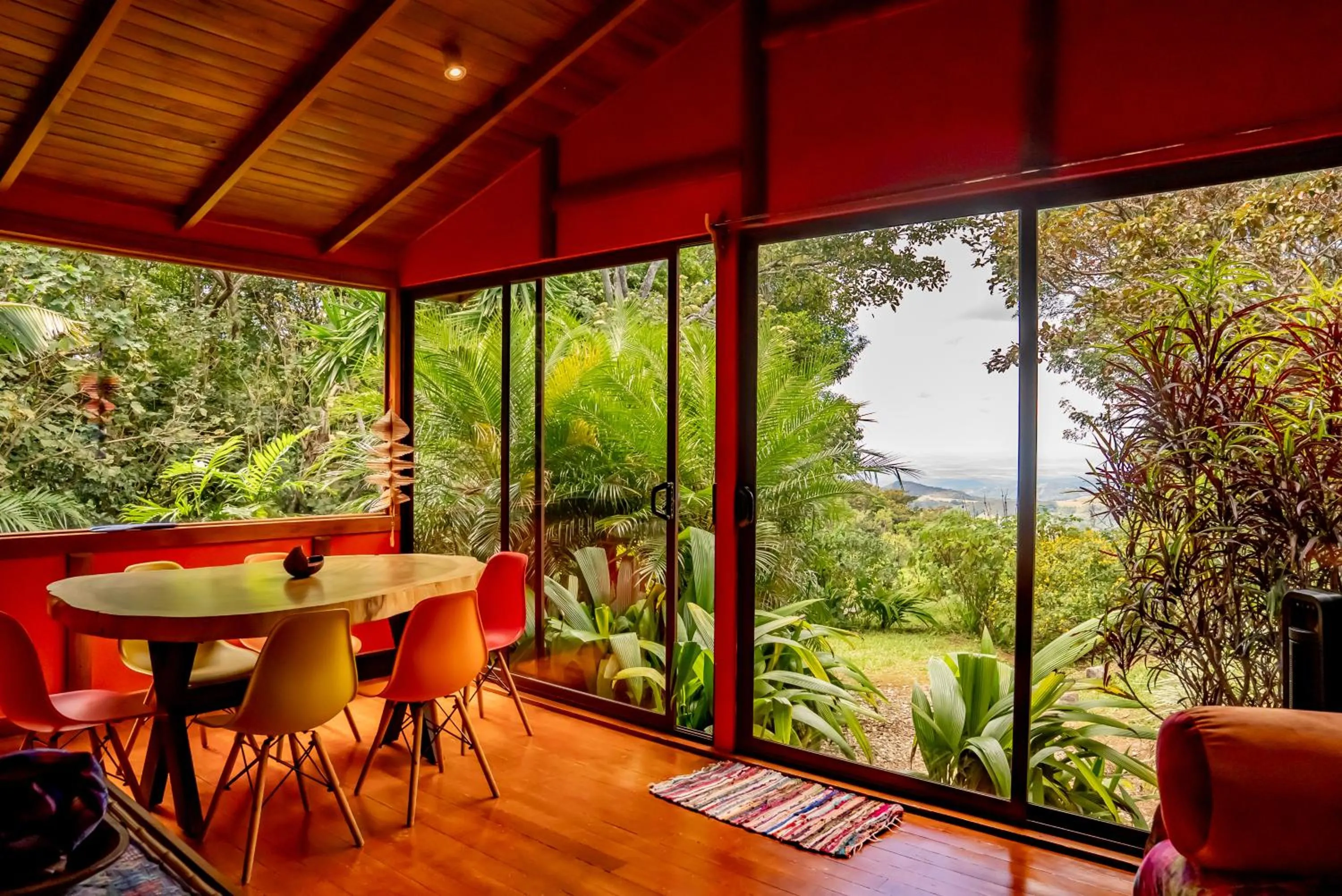 Living room in El Sol Monteverde