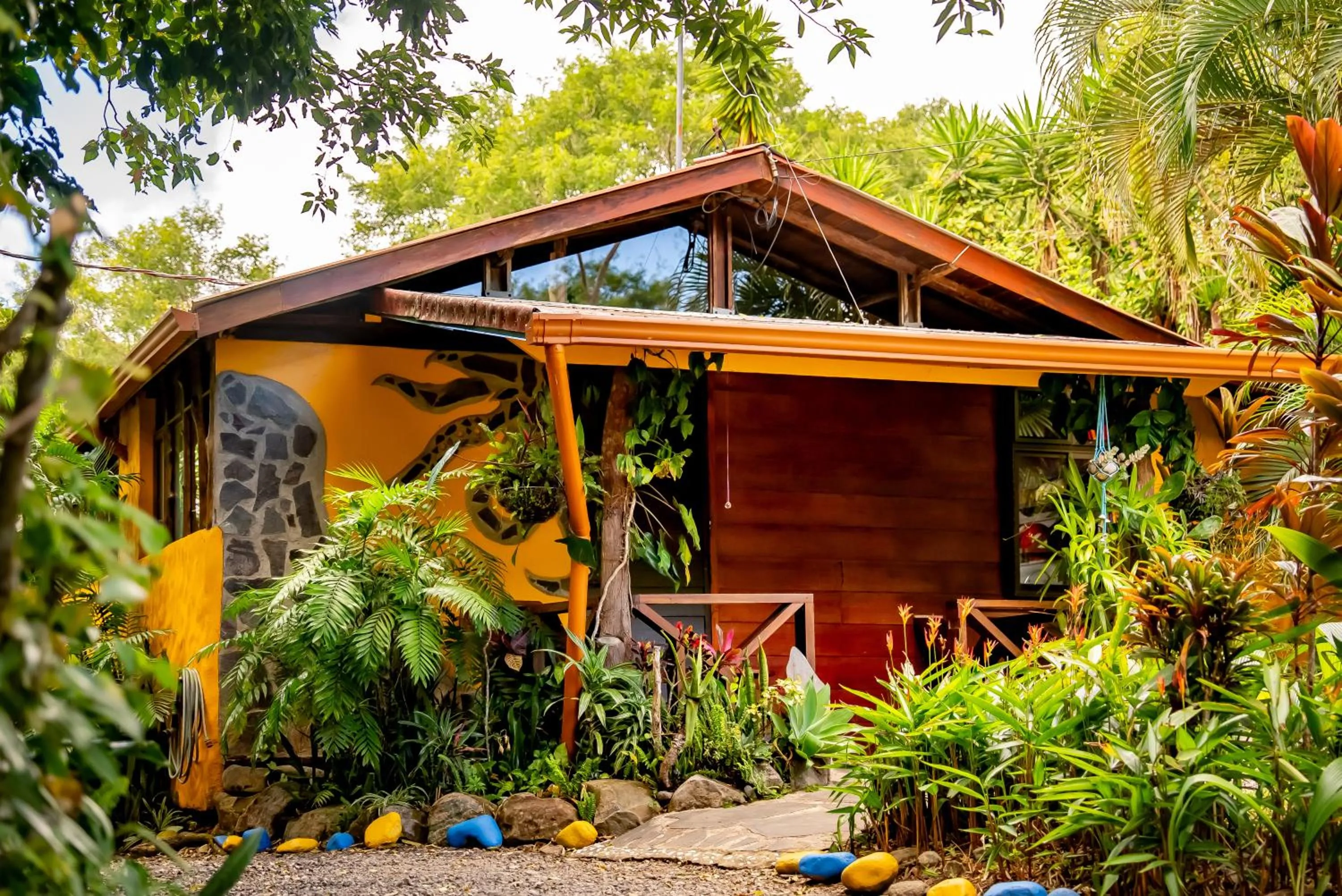 Property building in El Sol Monteverde