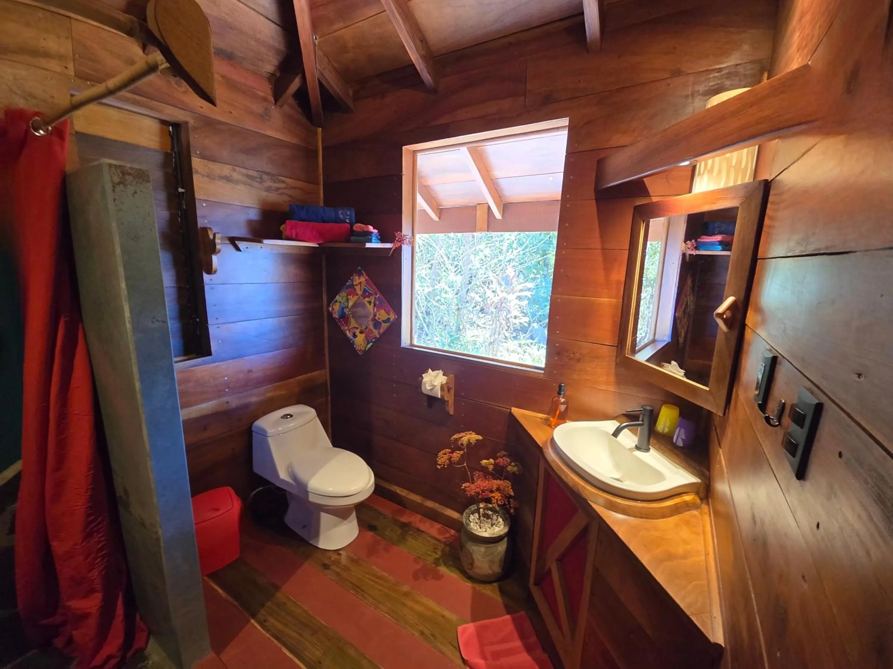 Toilet in El Sol Monteverde