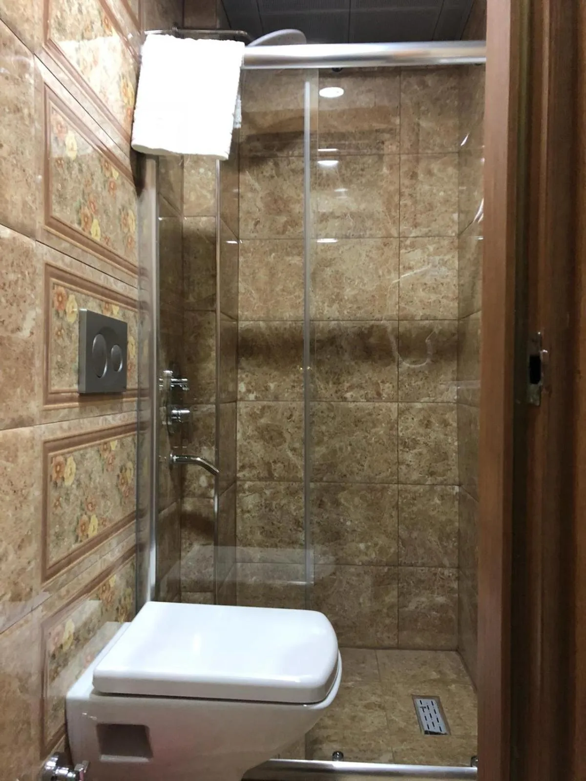 Bathroom in Kaya Madrid Hotel