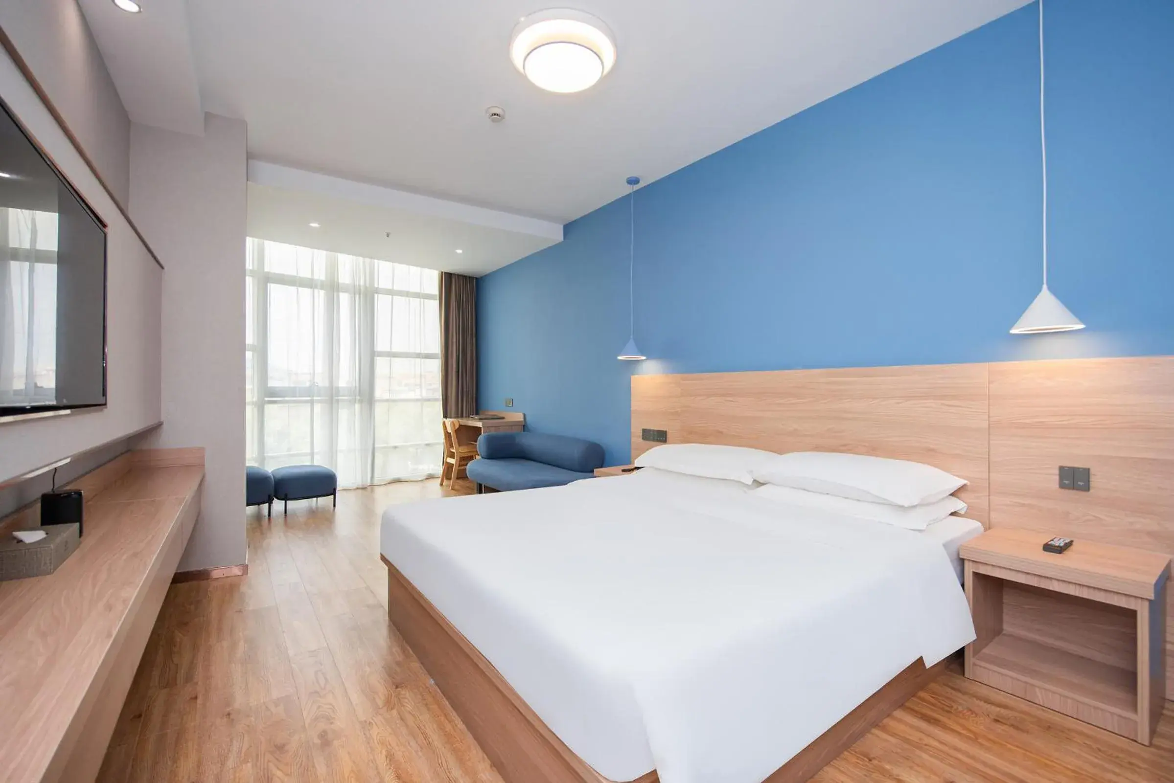 View (from property/room), Bed in Future Shangju Hotel View (from property/room), Bed in Future Shangju Hotel