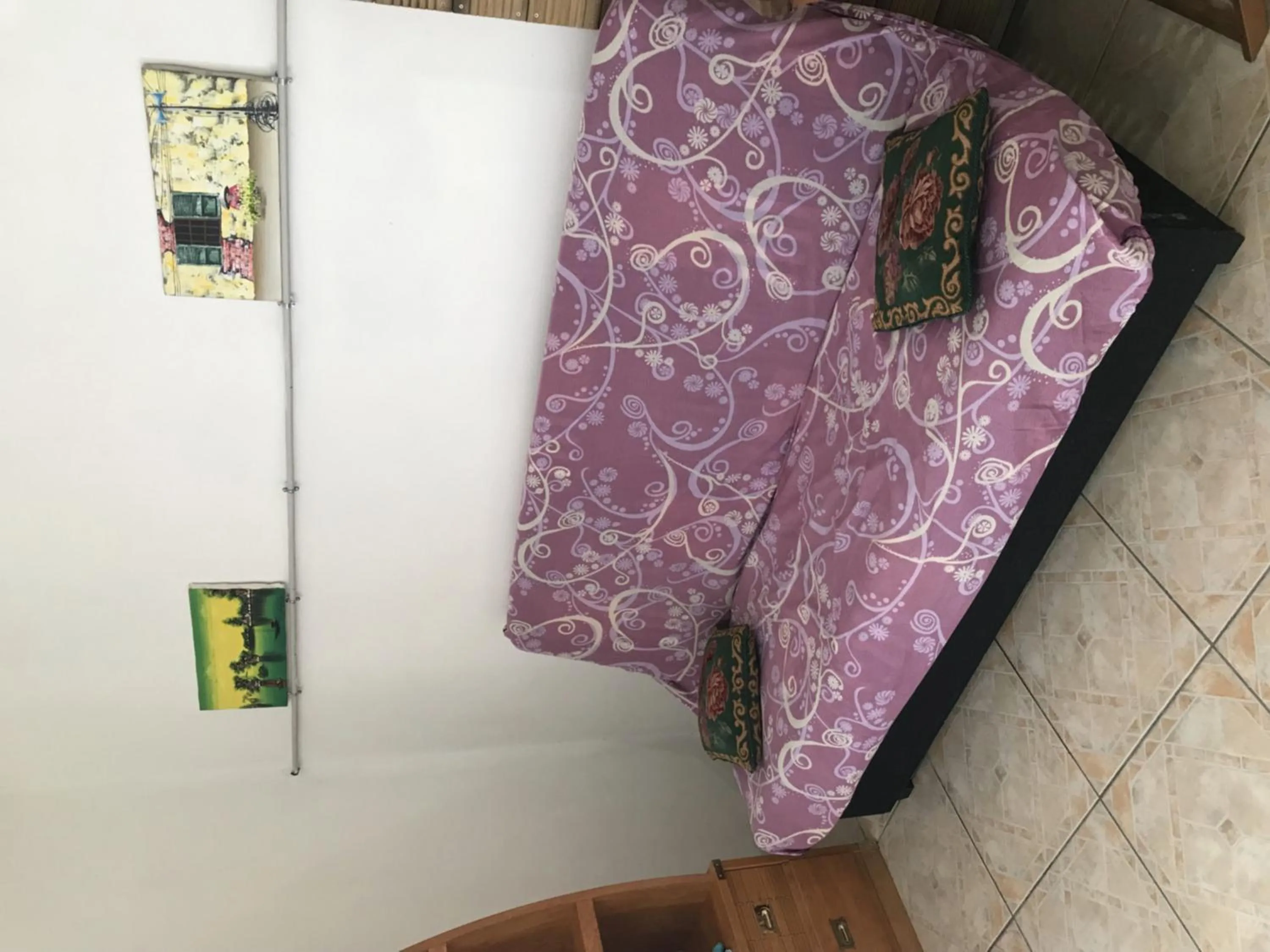 Bed in L'Escale Royale