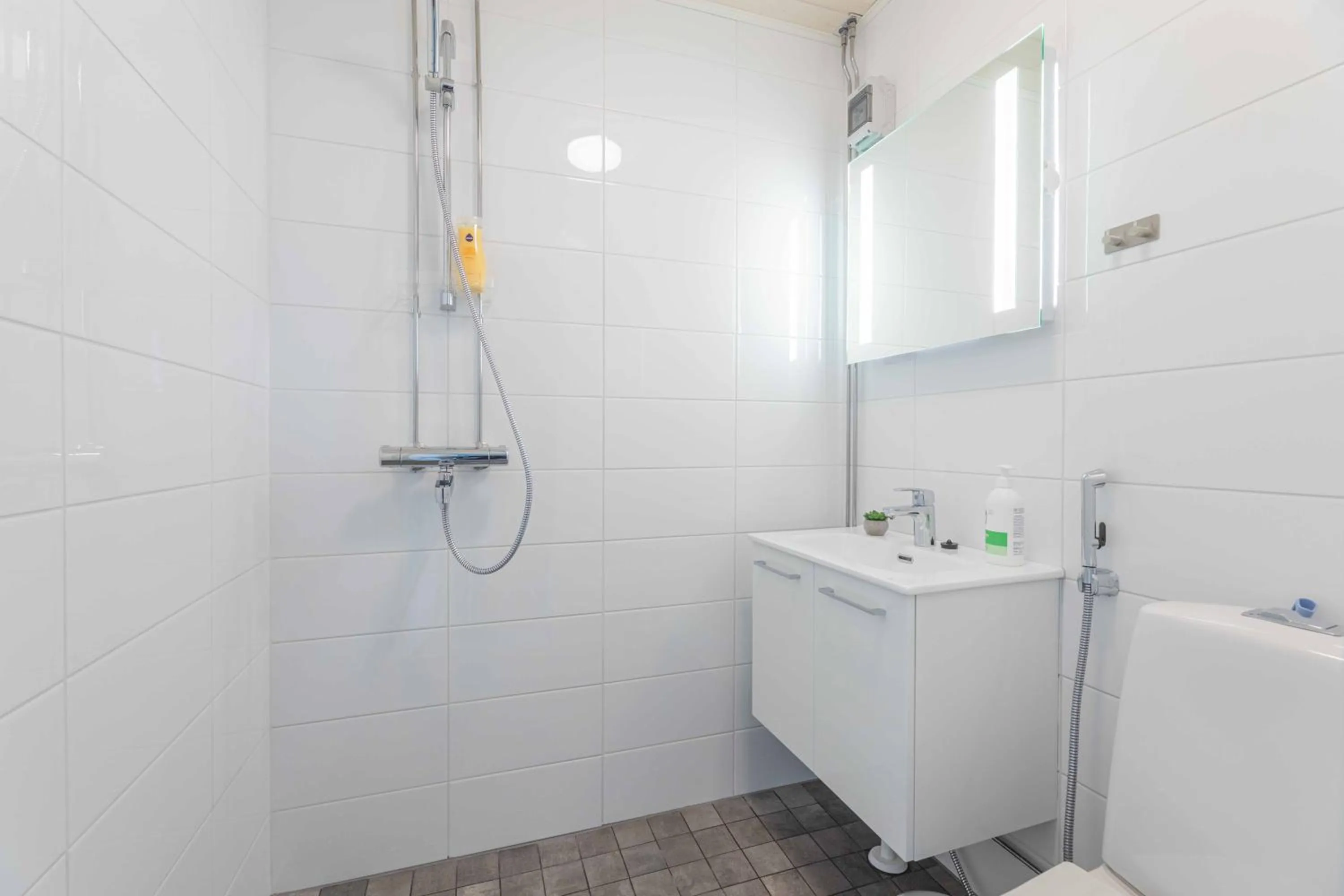 Shower in Vanha Postitalo