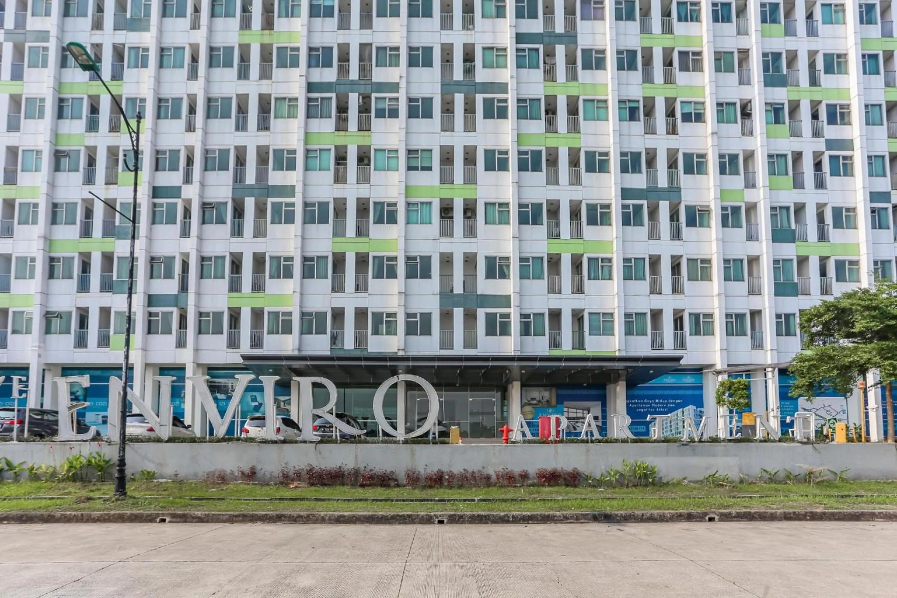 Property building in Collection O Cikarang Near President University Formerly Enviro