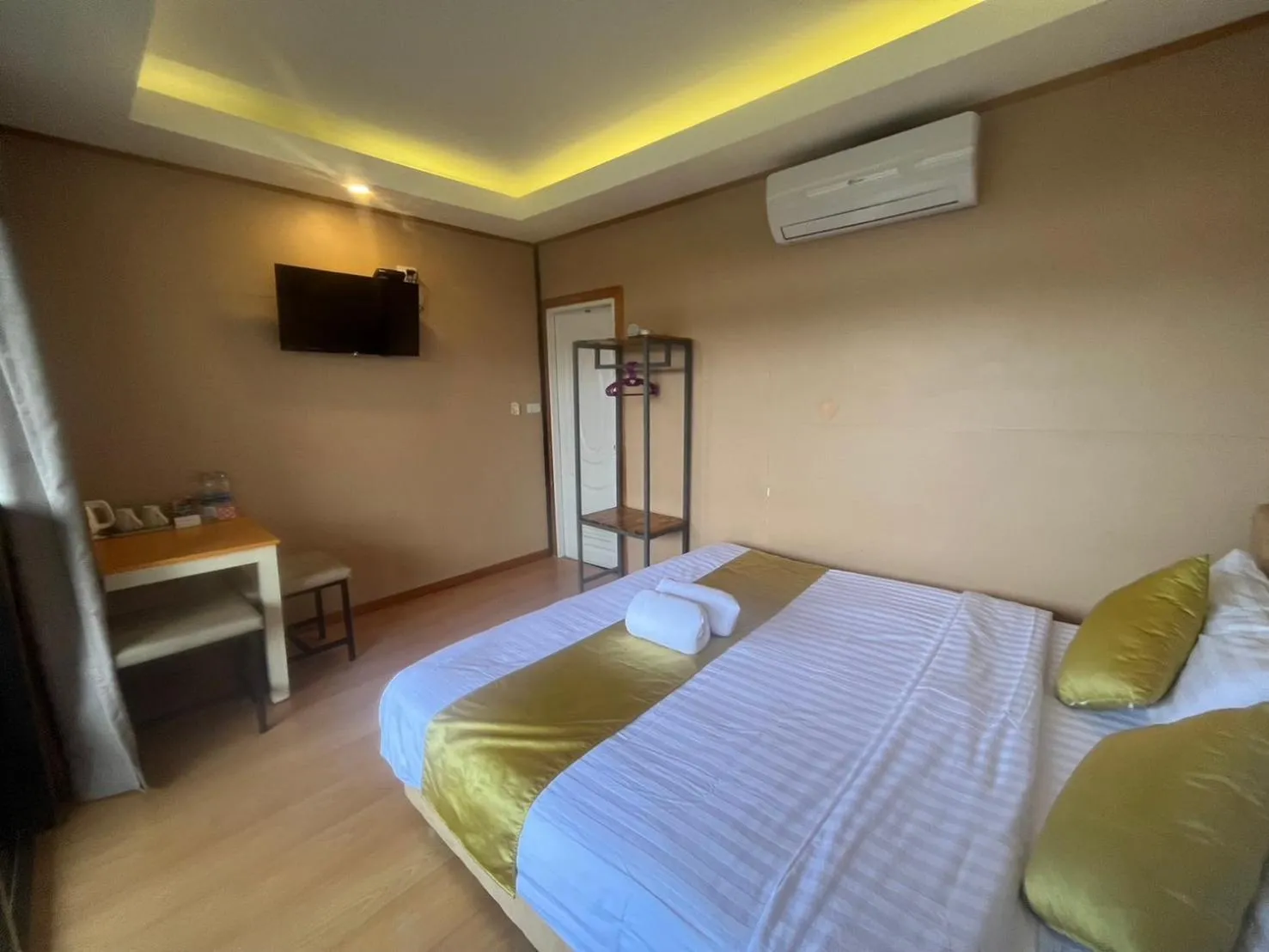 Bed in Marigold Aonang Resort