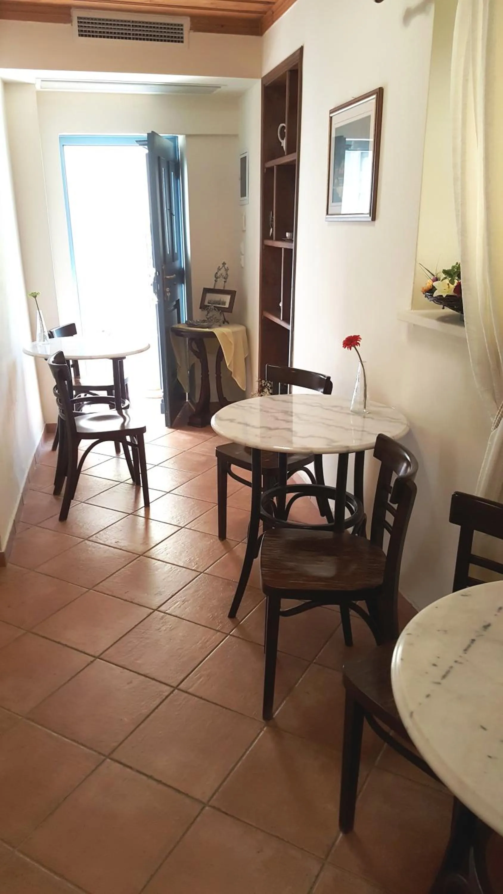 Restaurant/places to eat in Polyxenia Hotel