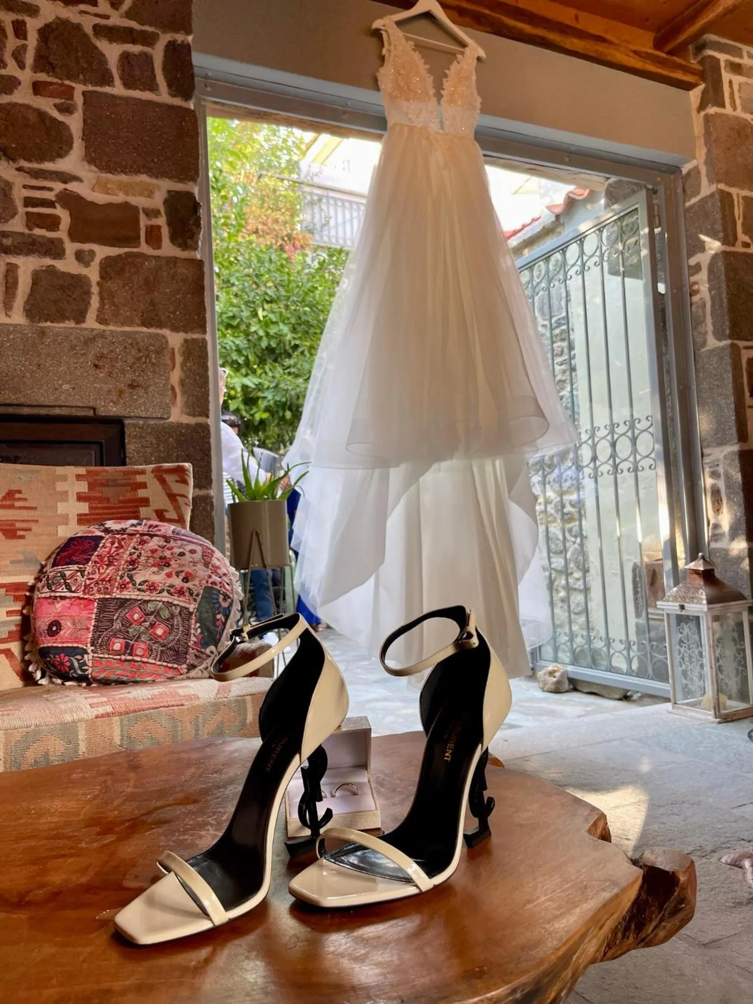 flat iron in Arxontiko Hotel