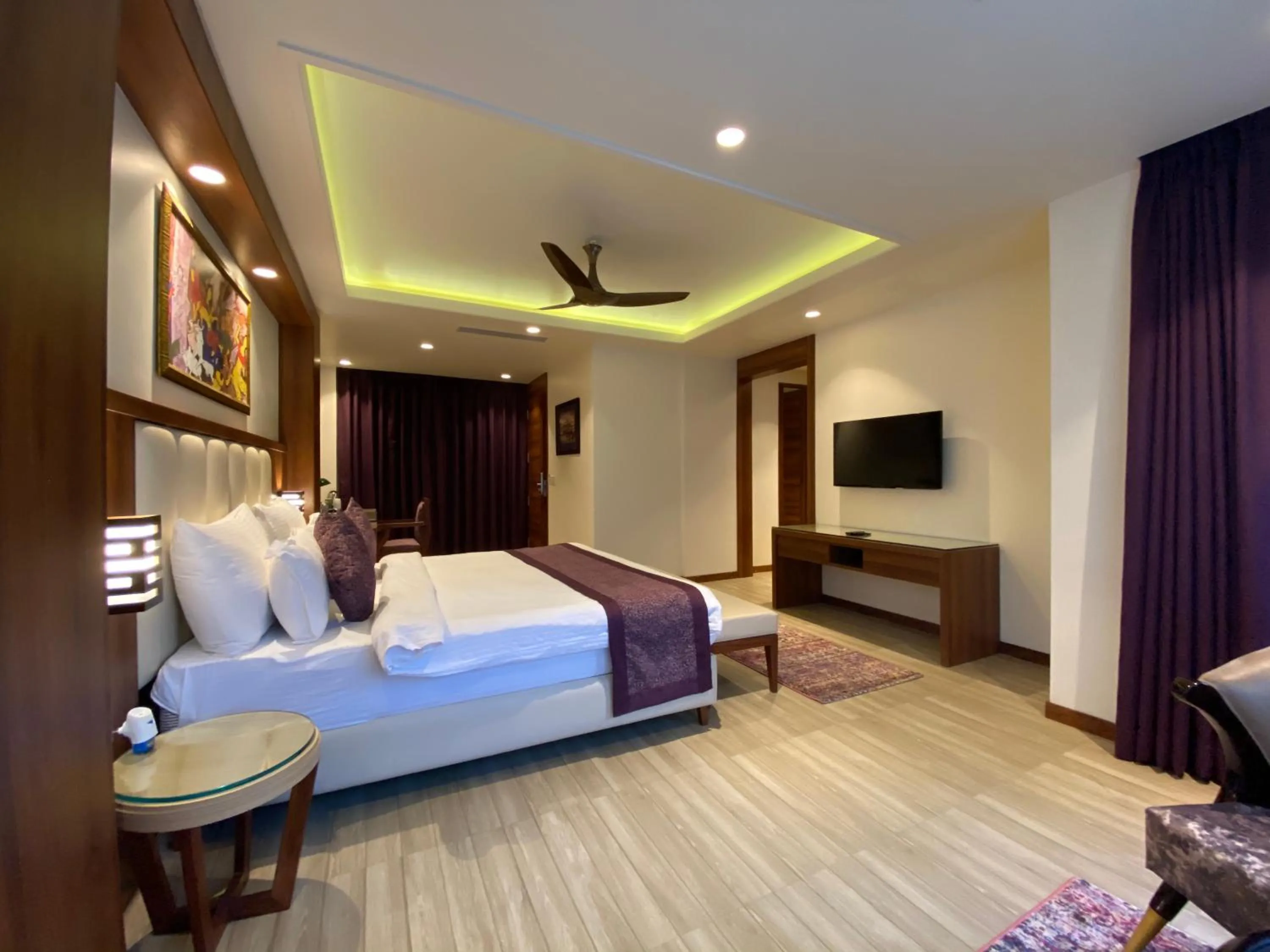 Photo of the whole room, Bed in The Greenwood Resort, Guwahati