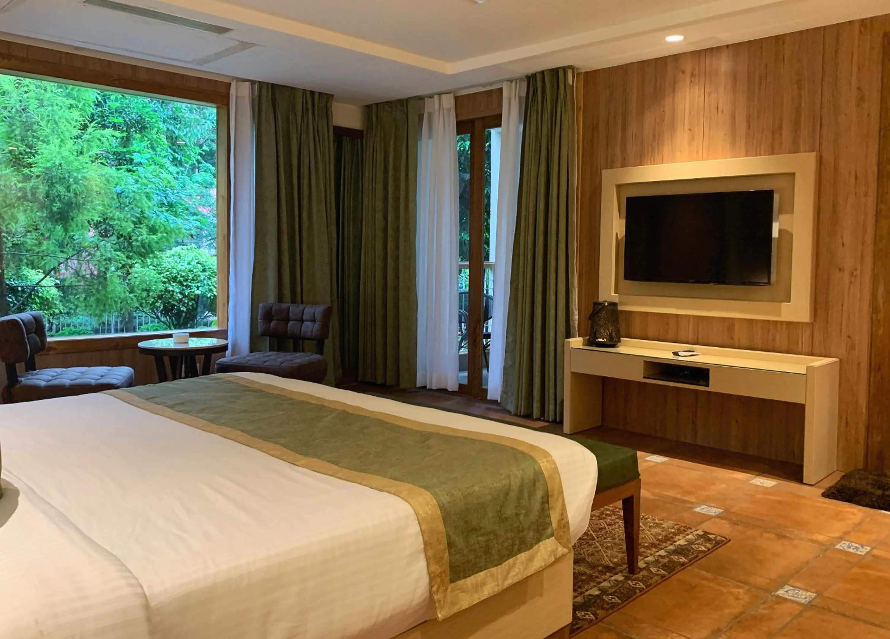 Bedroom, Bed in The Greenwood Resort, Guwahati