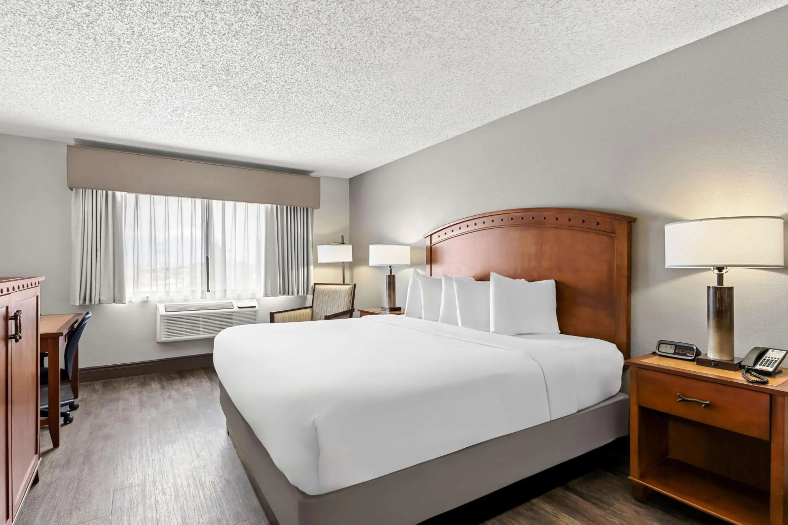 Bedroom, Bed in Best Western Plus At Lake Powell