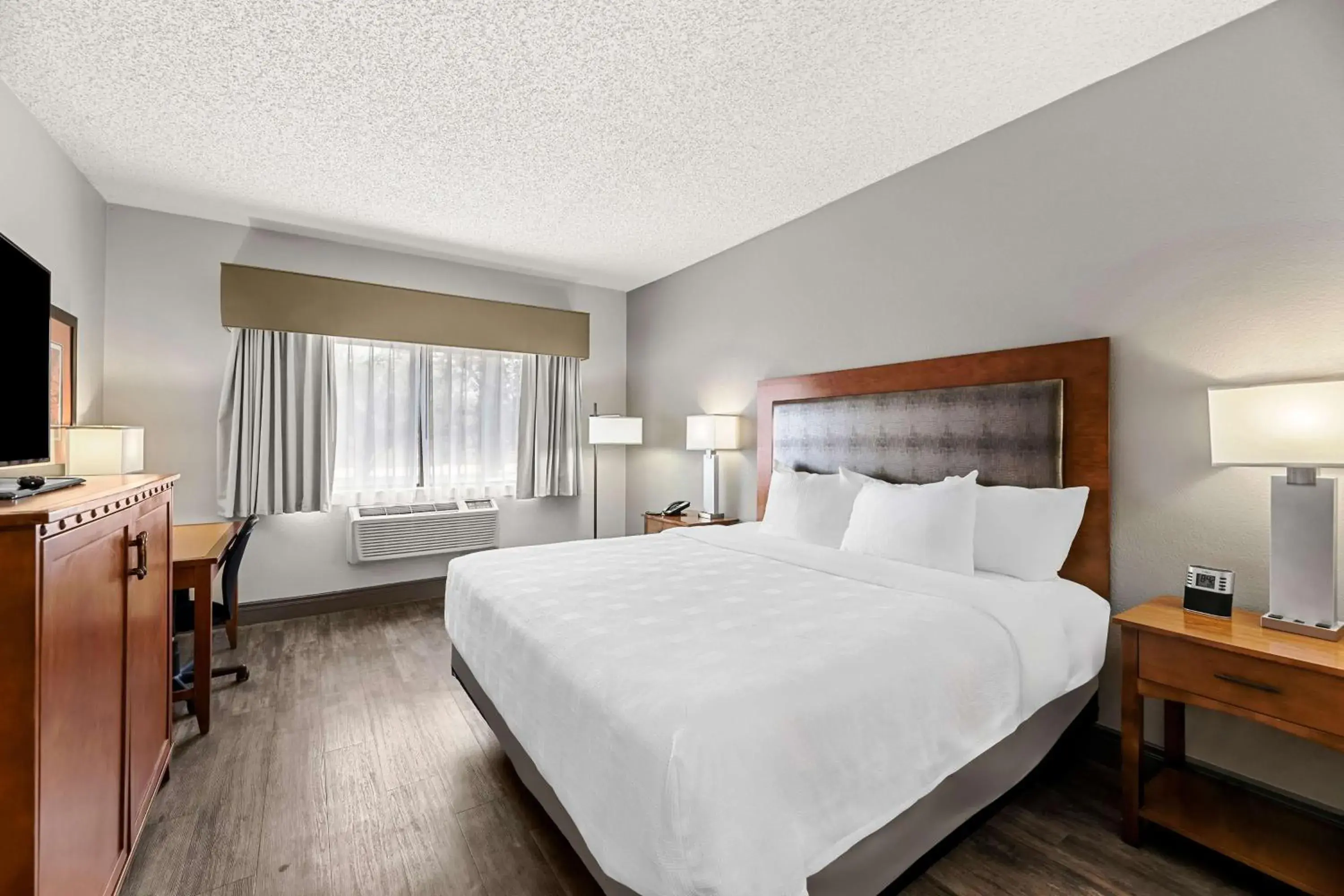 Bedroom, Bed in Best Western Plus At Lake Powell Bedroom, Bed in Best Western Plus At Lake Powell