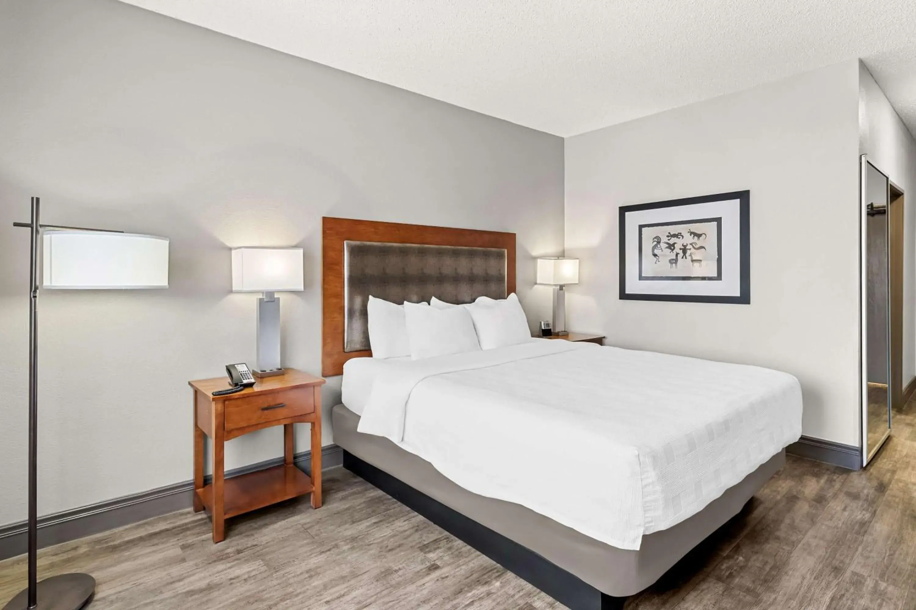 Bedroom, Bed in Best Western Plus At Lake Powell Bedroom, Bed in Best Western Plus At Lake Powell