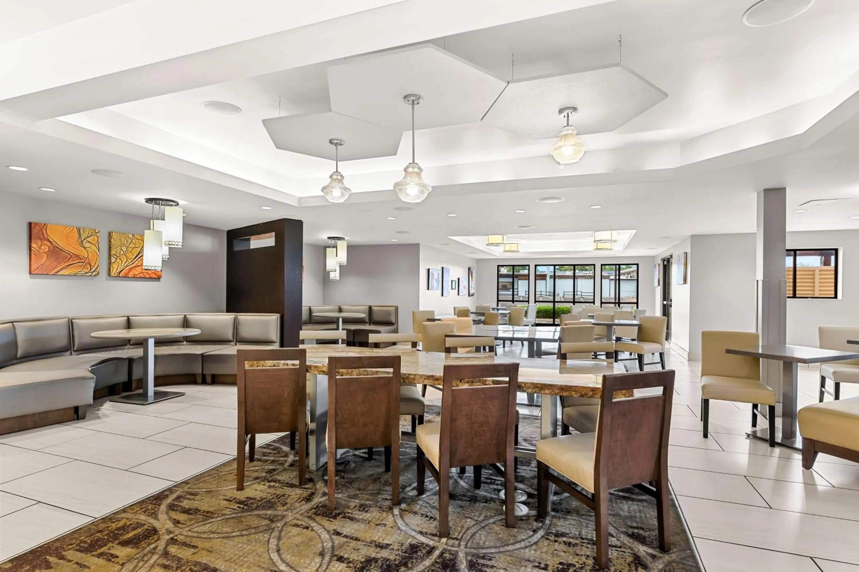 Breakfast in Best Western Plus At Lake Powell