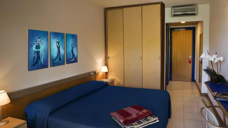 African Beach Hotel-Residence