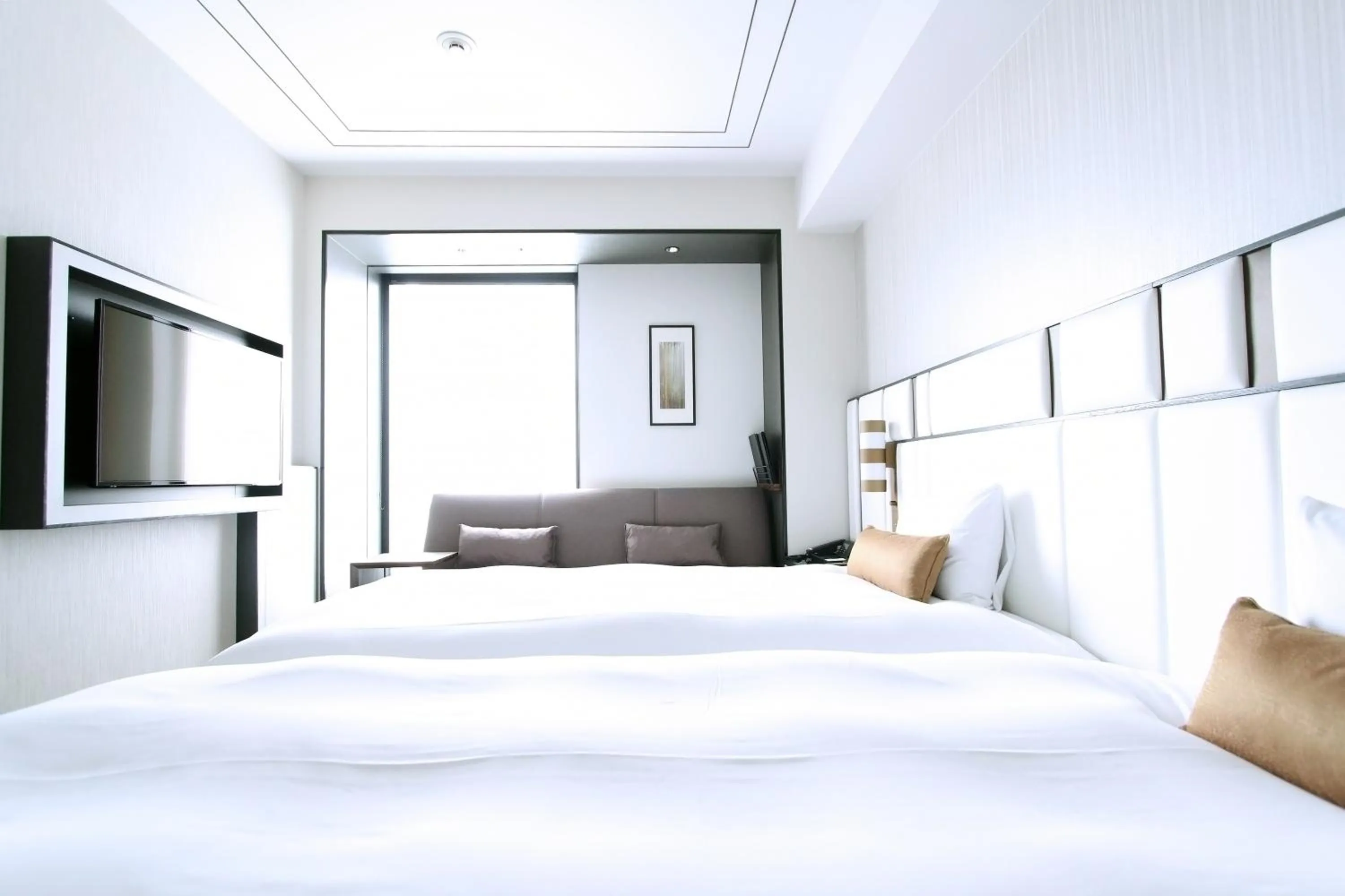 Photo of the whole room, Bed in KOKO HOTEL Premier Nihonbashi Hamacho