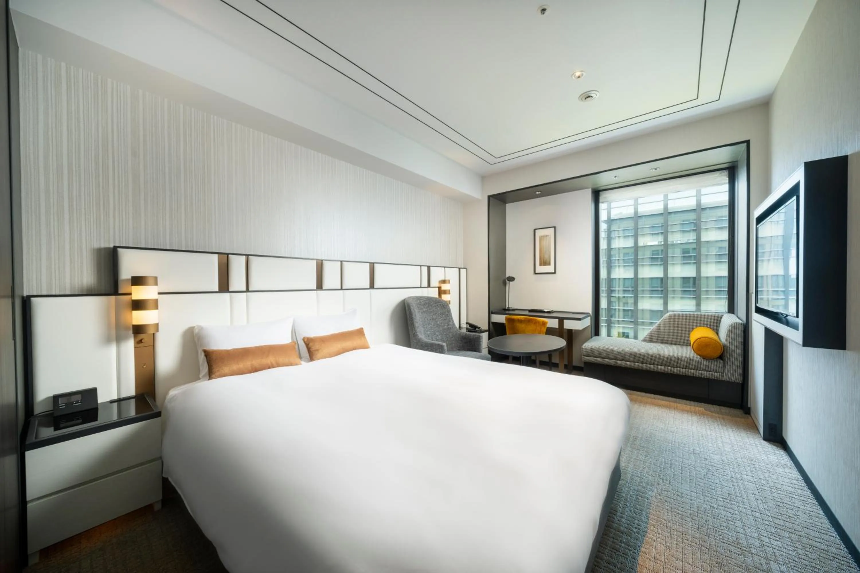 Photo of the whole room, Bed in KOKO HOTEL Premier Nihonbashi Hamacho