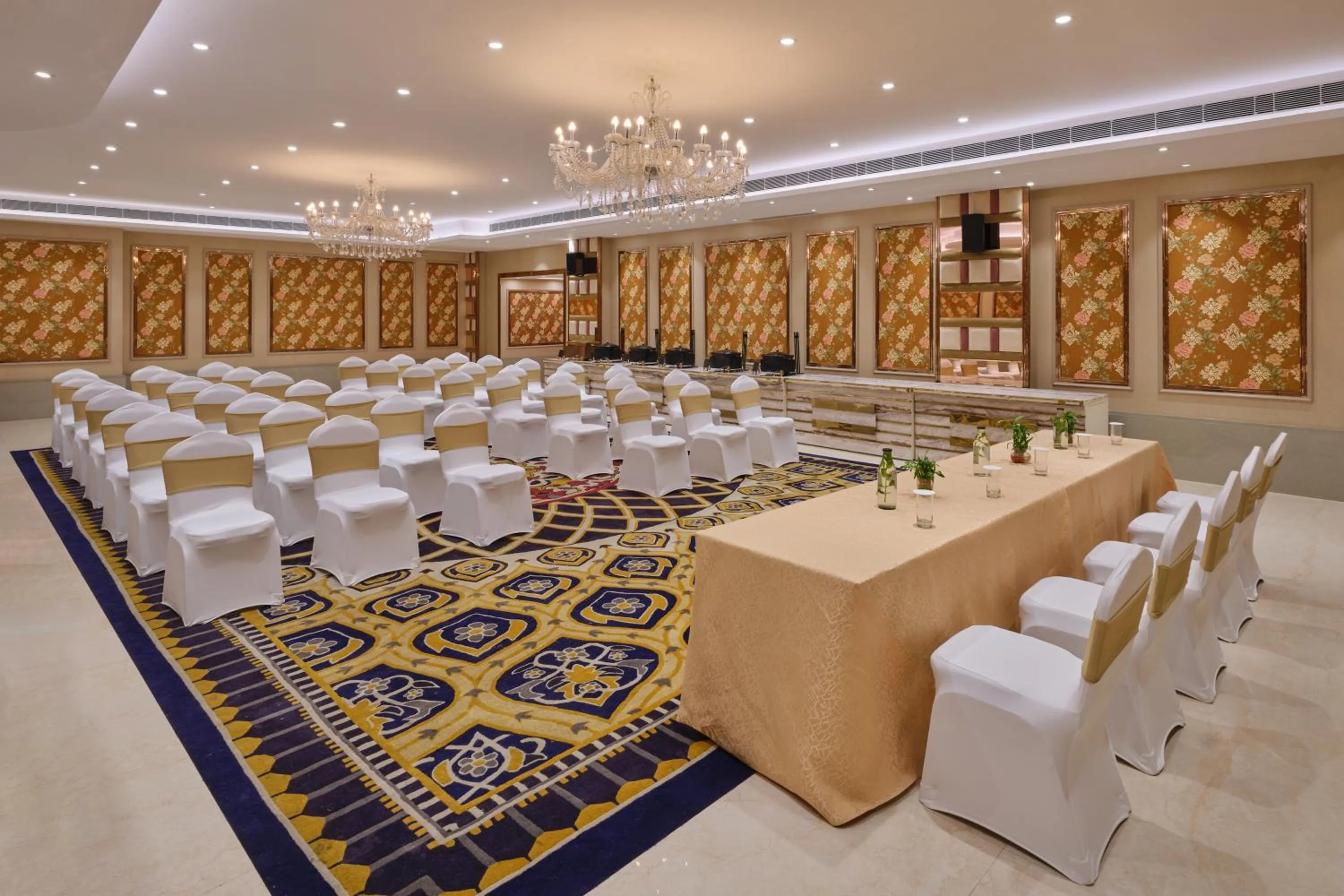Banquet/Function facilities in Zone by The Park, Jammu