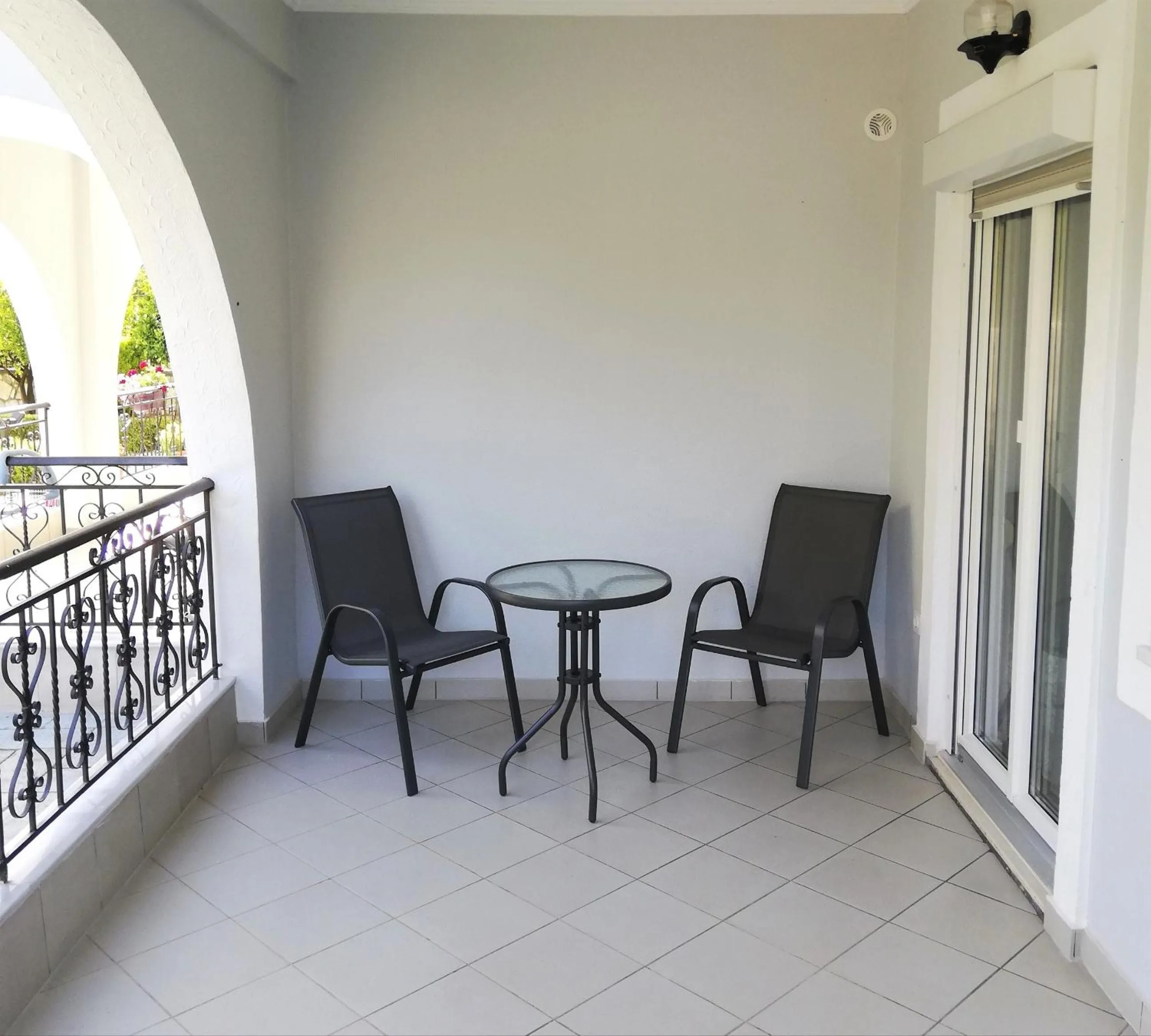 Balcony/Terrace in Delphin Rooms Sivota