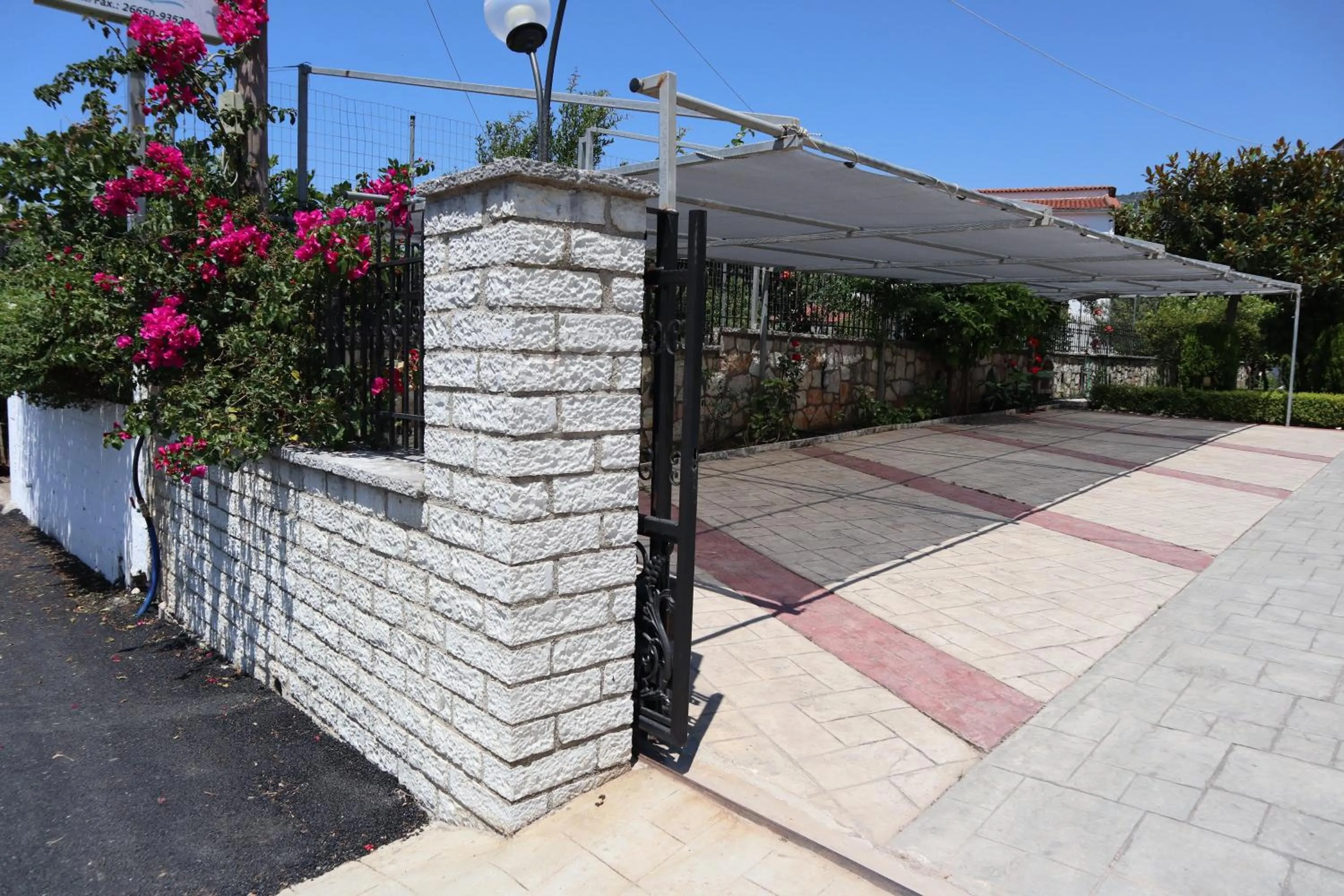 Day in Delphin Rooms Sivota