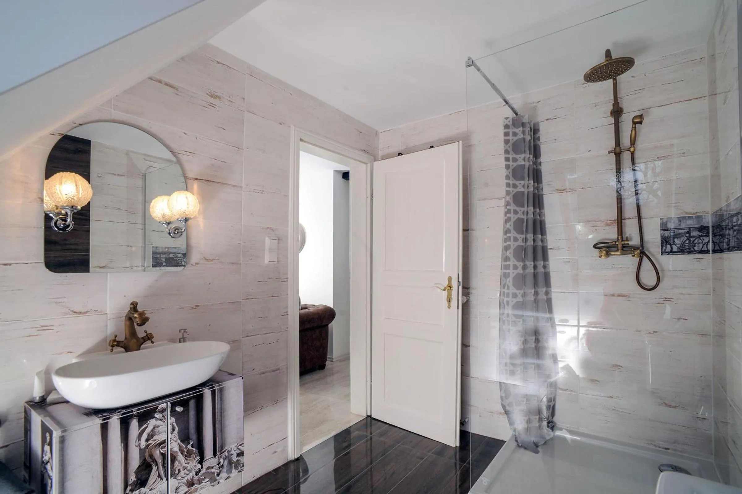 Bathroom in Designpension Traumschloss Hotel Garni