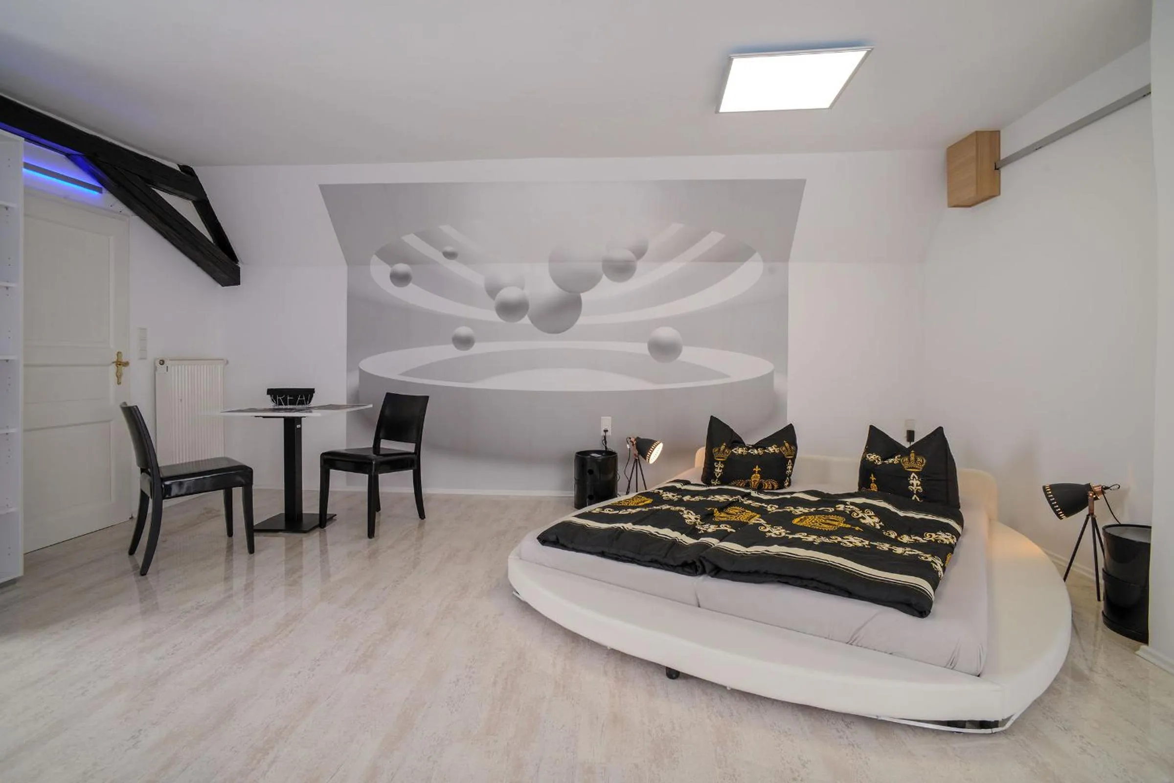 Bedroom, Bed in Designpension Traumschloss Hotel Garni